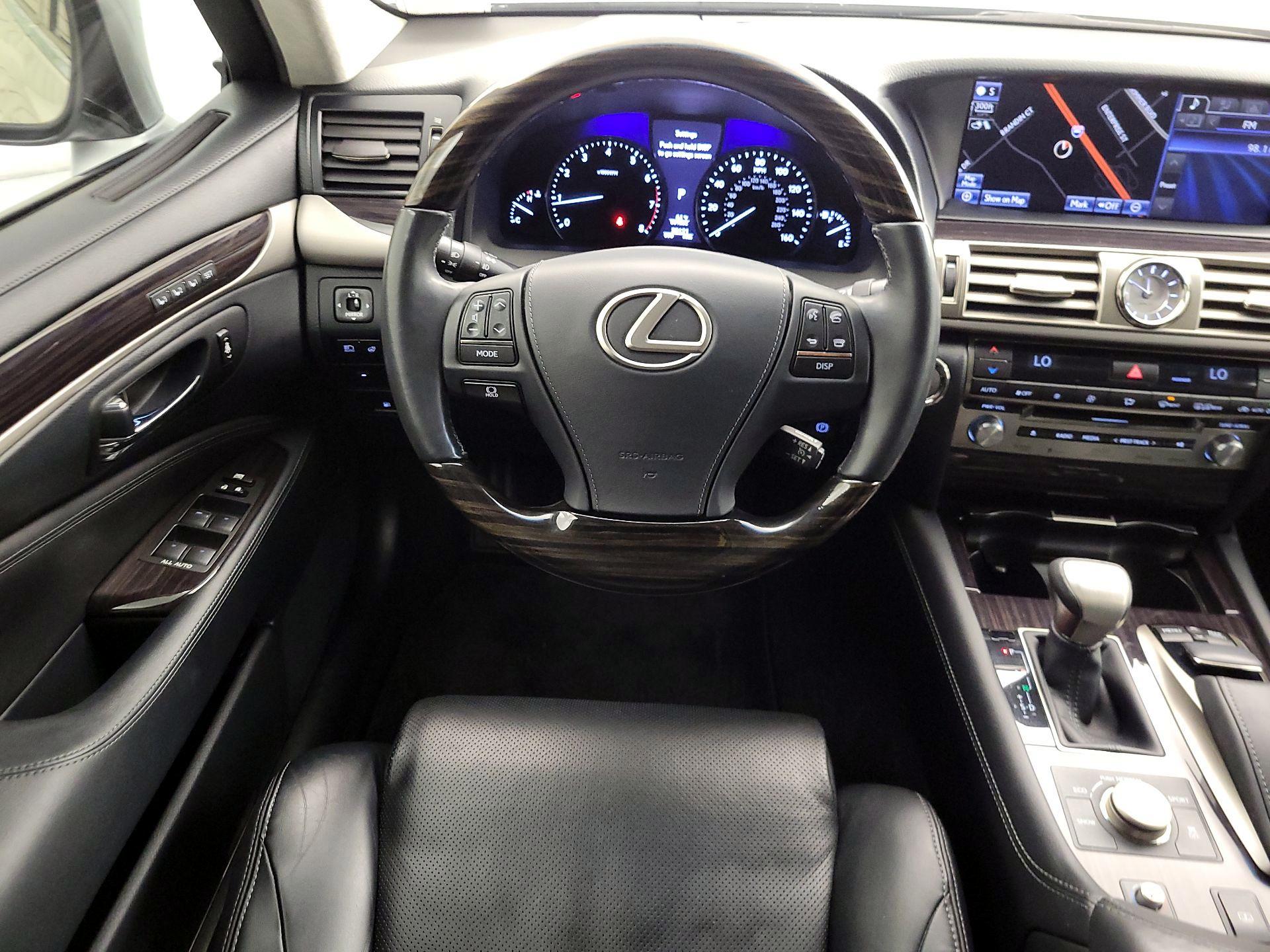 Thumbnail: 2014 Lexus LS - 10
