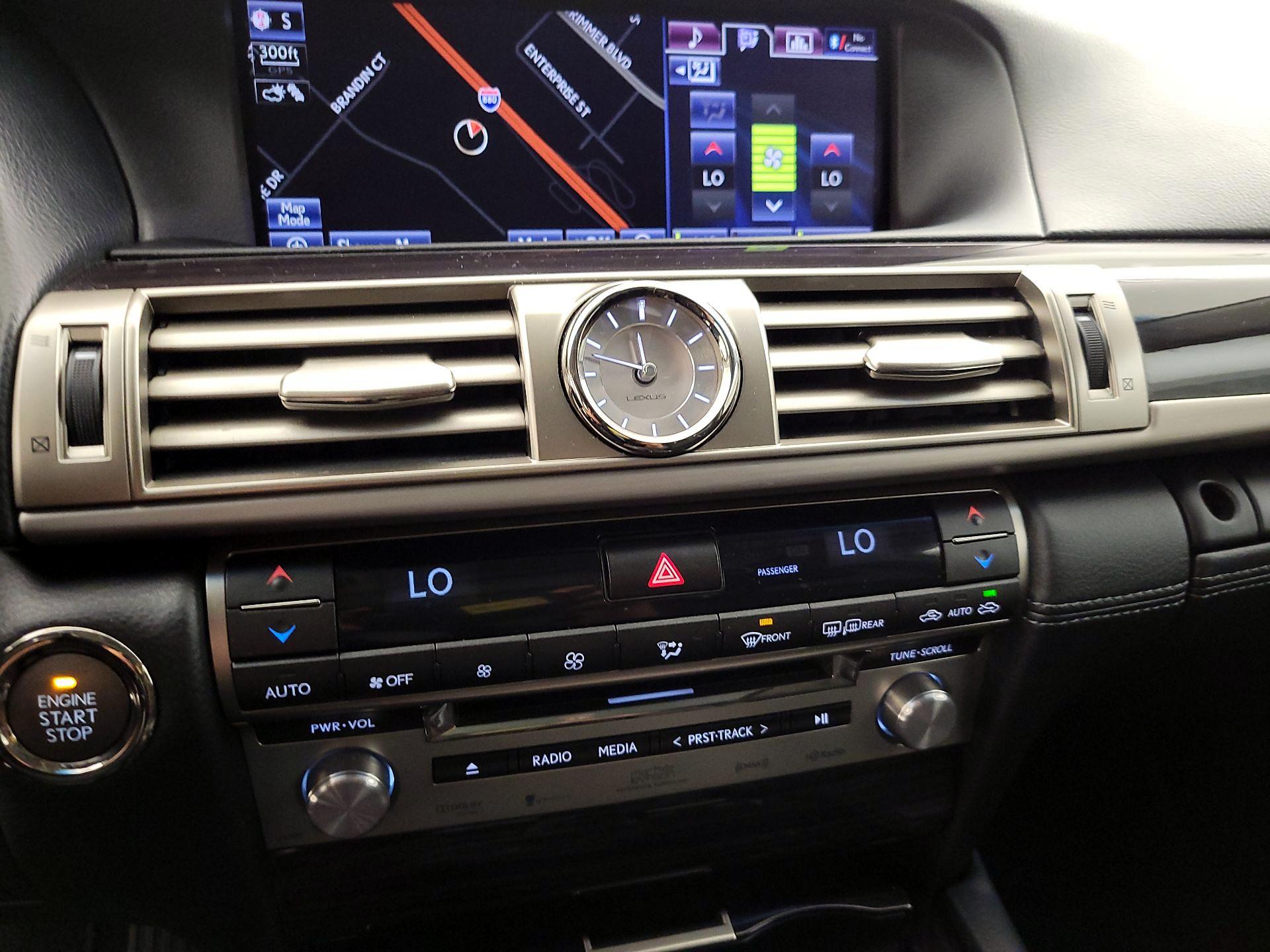 Thumbnail: 2014 Lexus LS - 17