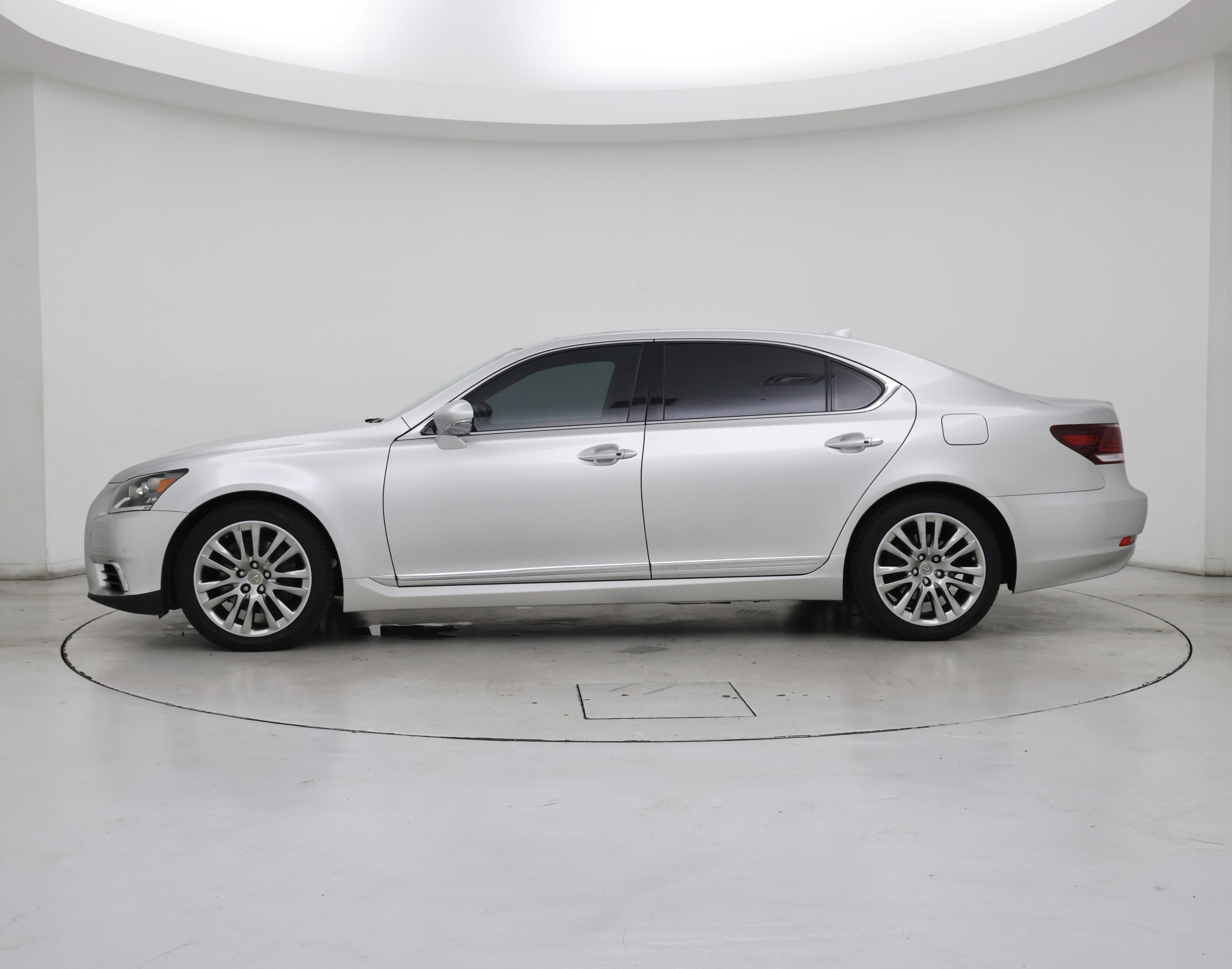 Thumbnail: 2014 Lexus LS - 3