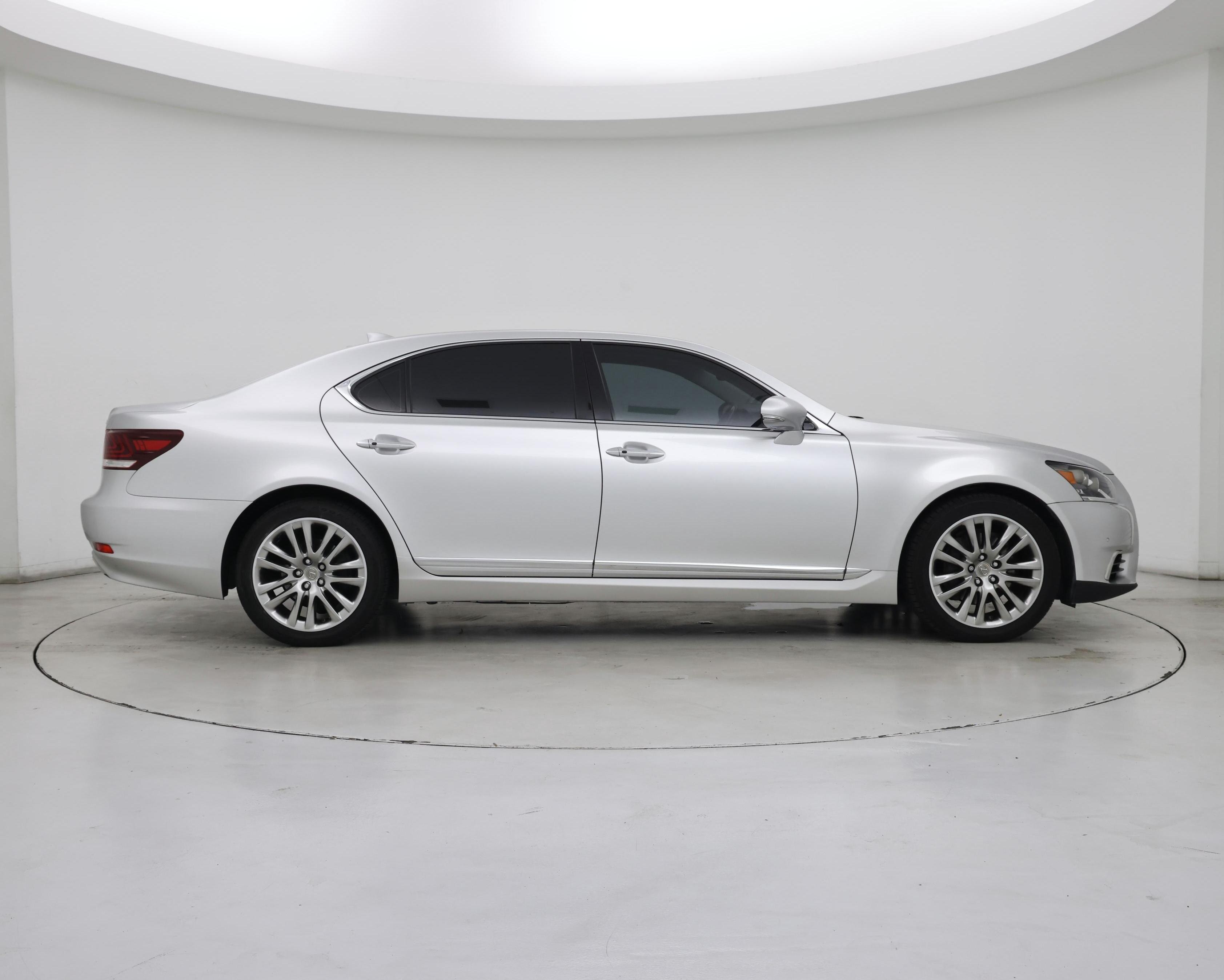 Thumbnail: 2014 Lexus LS - 7