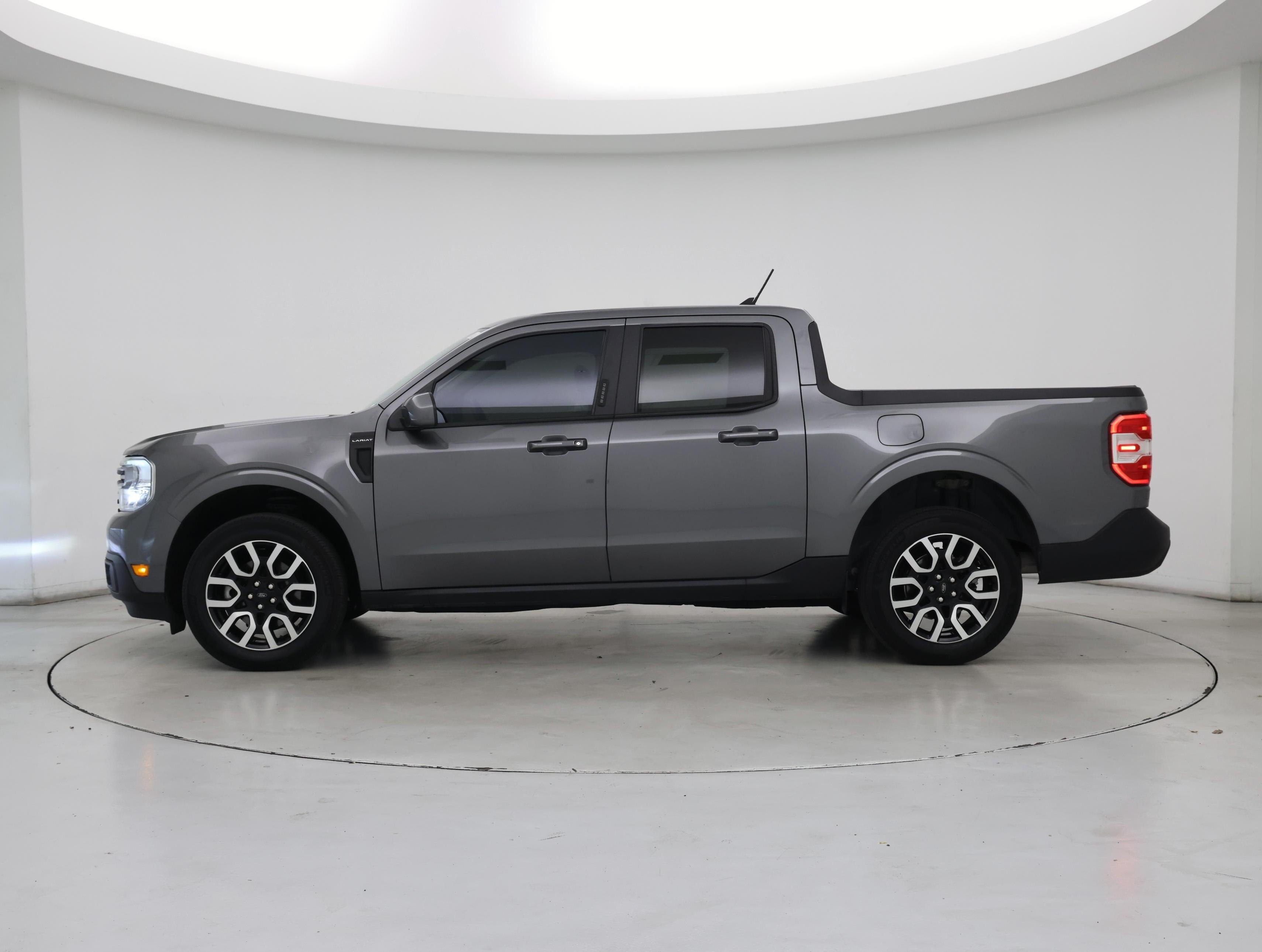 Thumbnail: 2022 Ford Maverick - 3