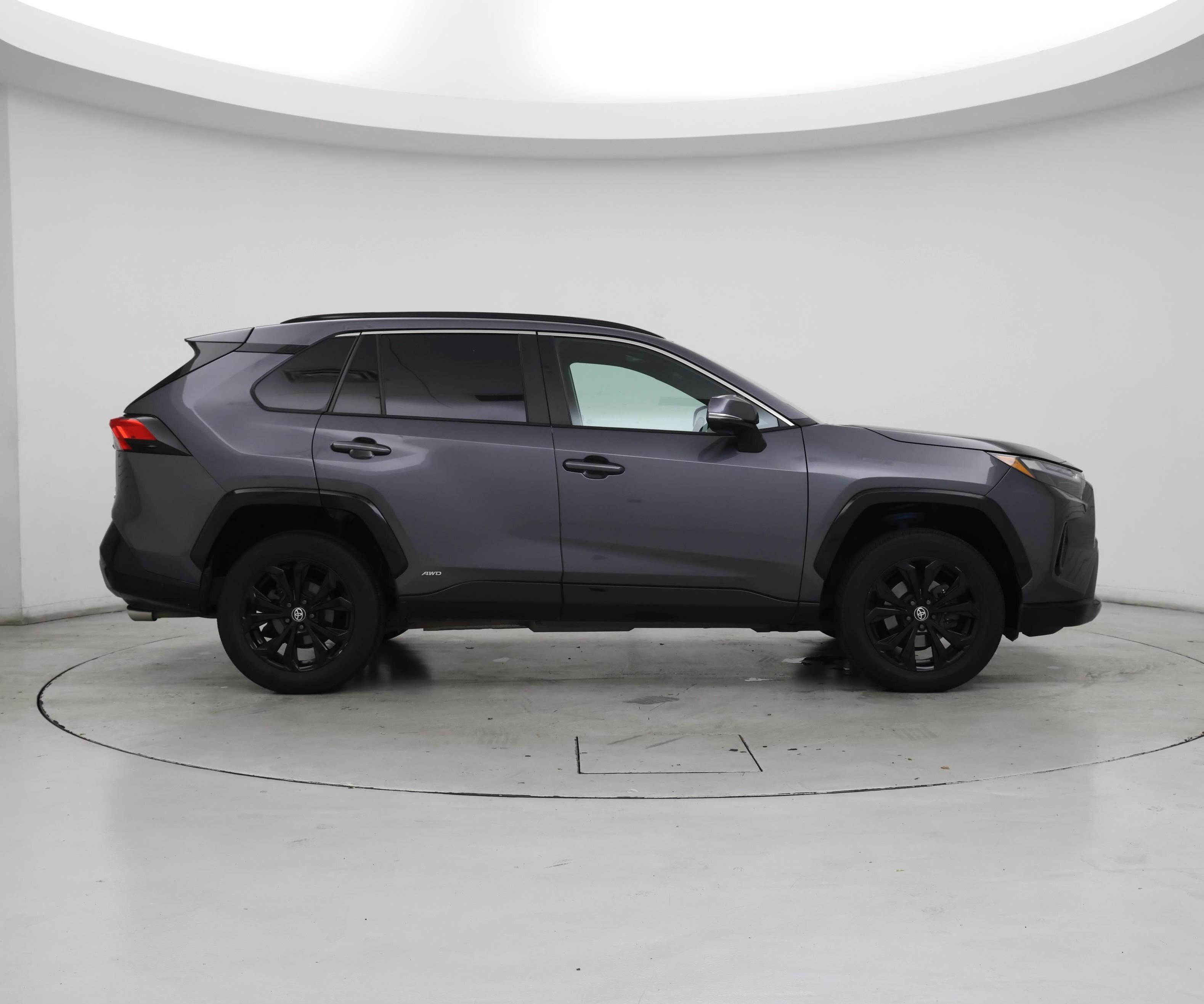 Thumbnail: 2022 Toyota RAV4 - 7