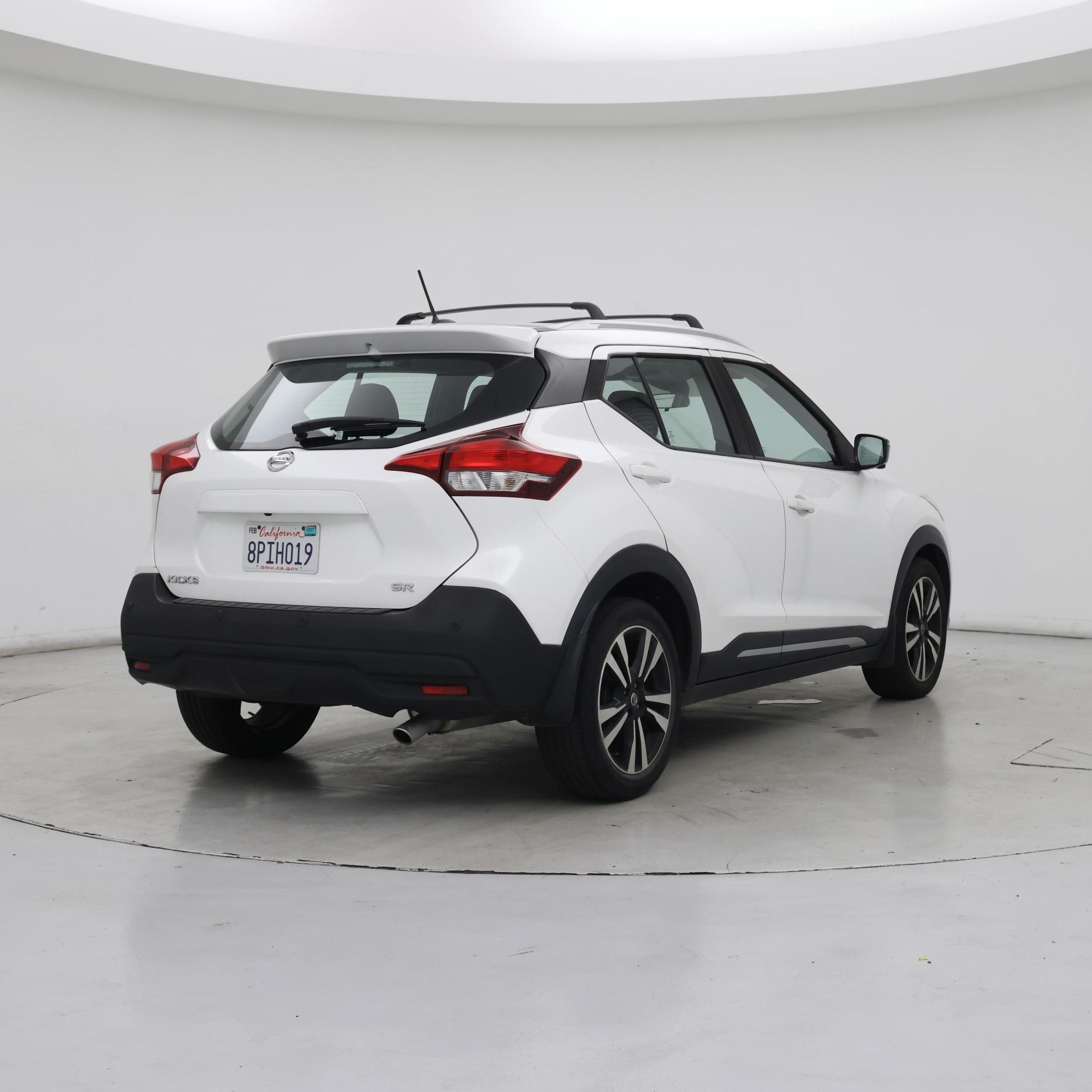 Thumbnail: 2020 Nissan Kicks - 8