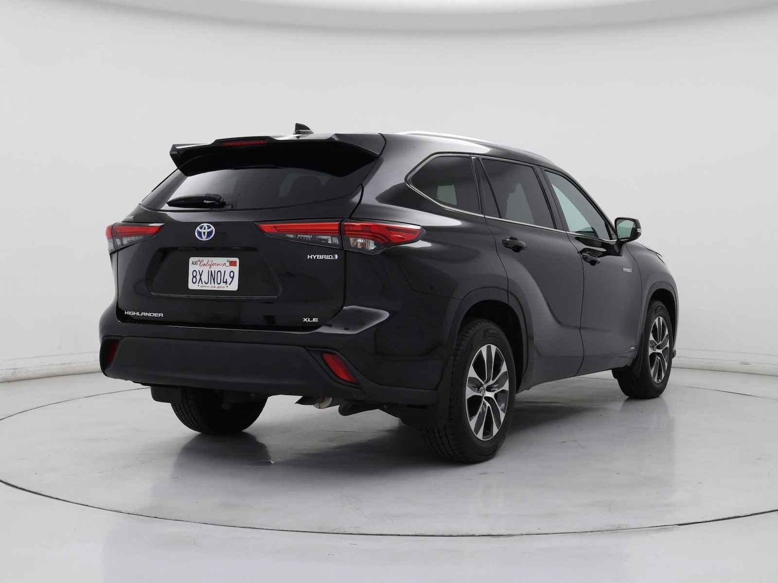 2021 Toyota Highlander XLE - Photo 9