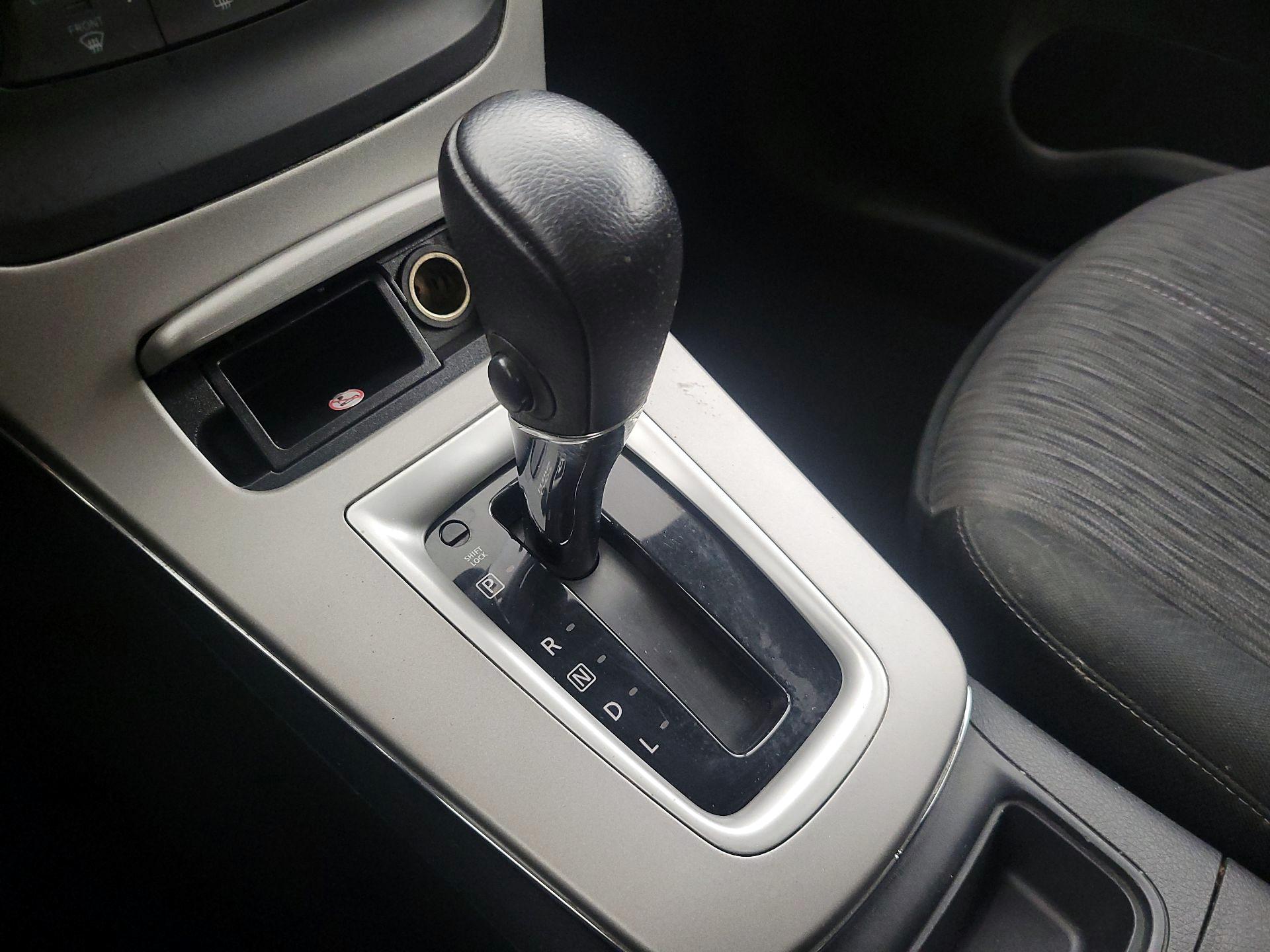 Thumbnail: 2015 Nissan Sentra - 17