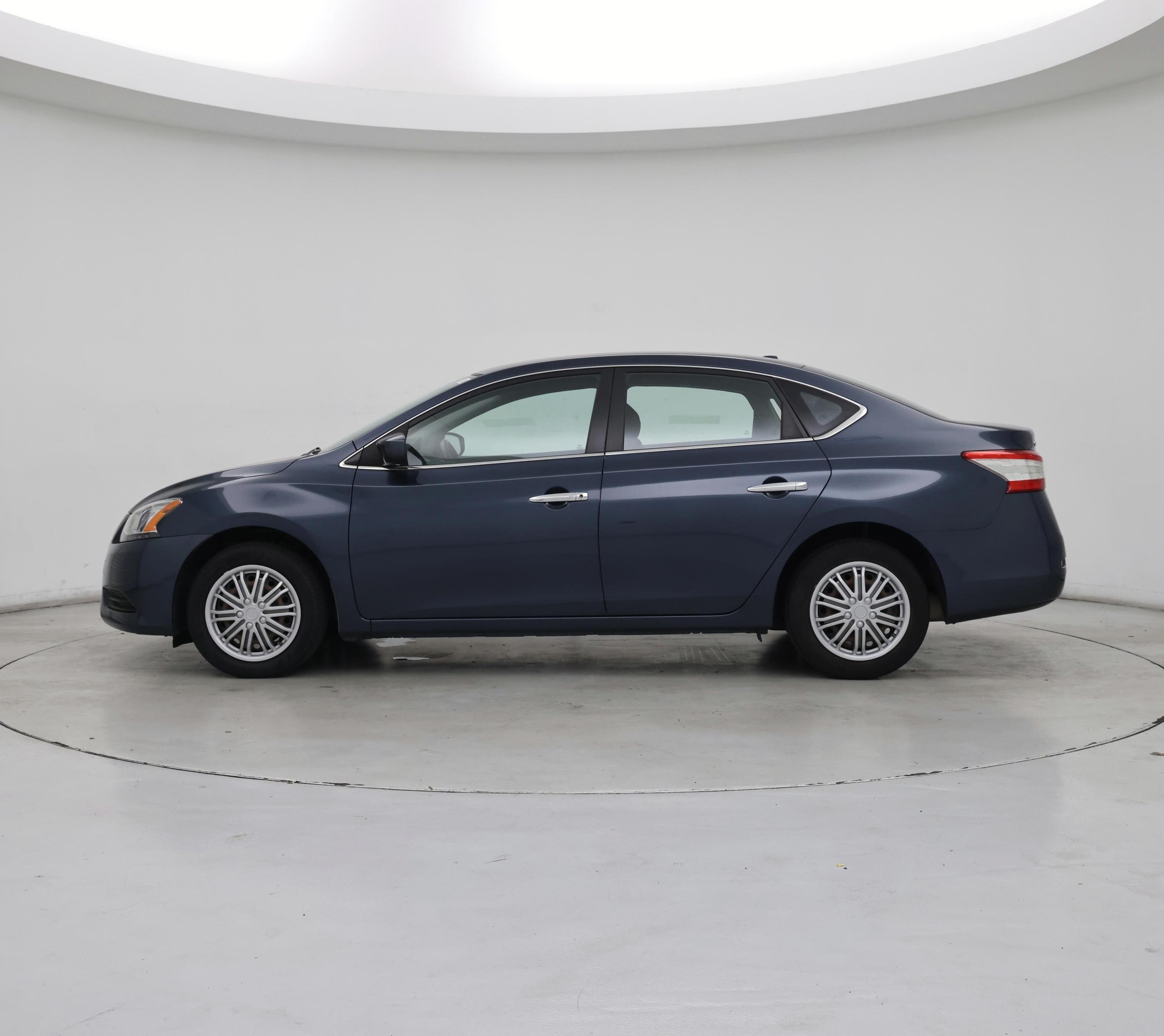 Thumbnail: 2015 Nissan Sentra - 3