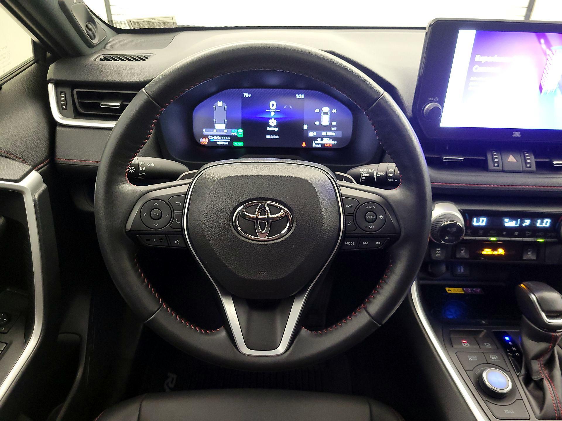 Thumbnail: 2024 Toyota RAV4 - 10