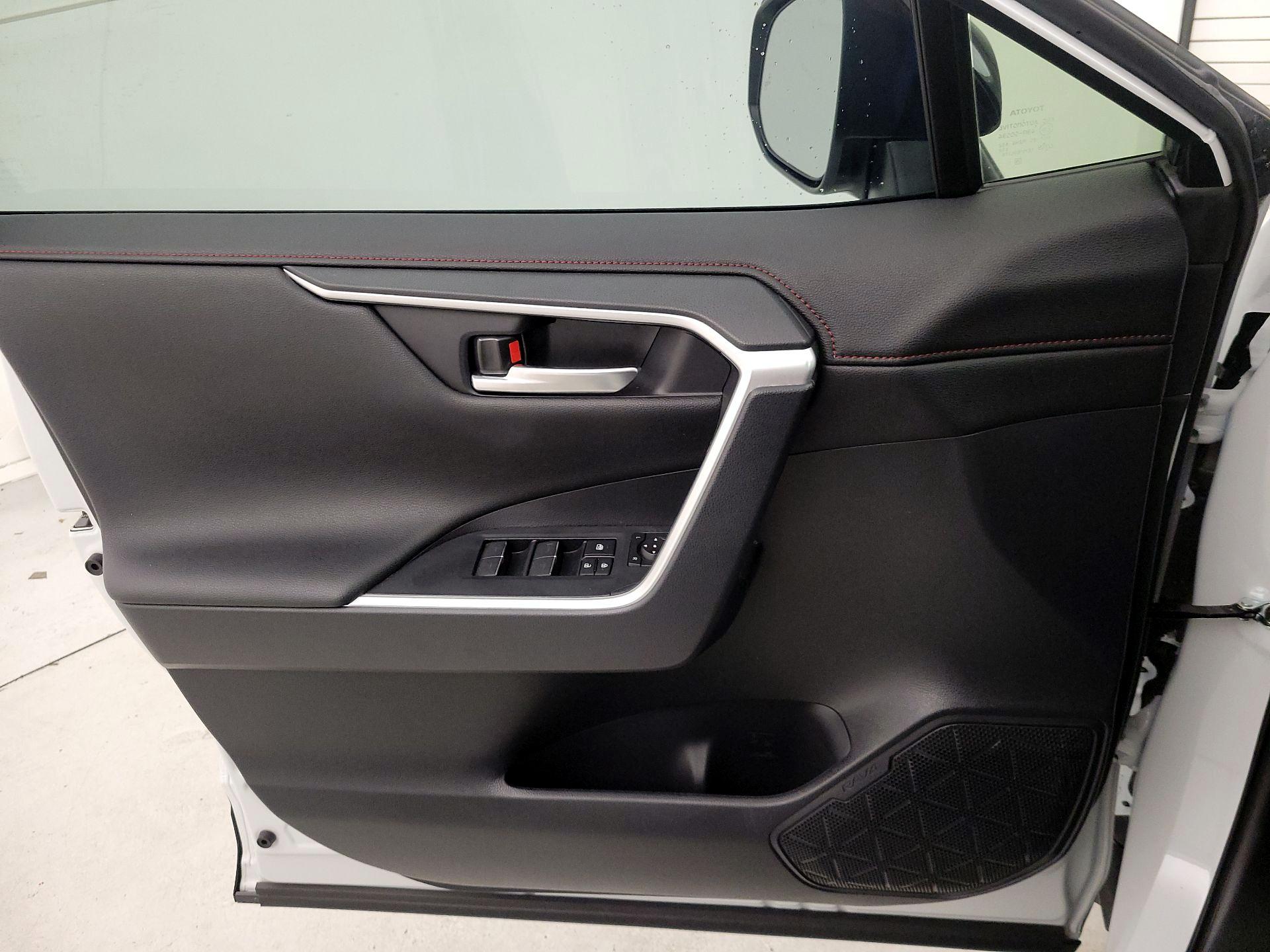 Thumbnail: 2024 Toyota RAV4 - 12