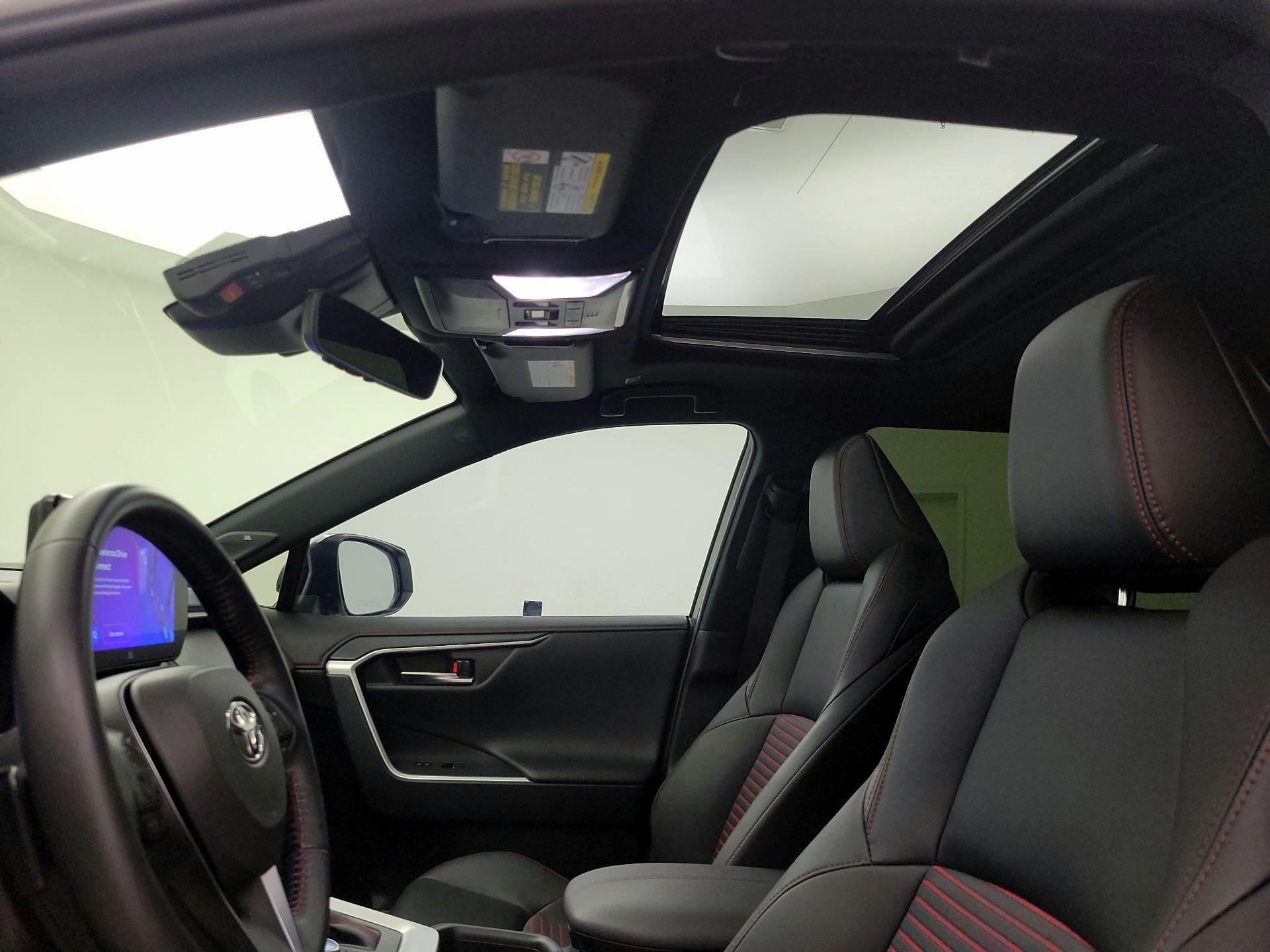 Thumbnail: 2024 Toyota RAV4 - 20
