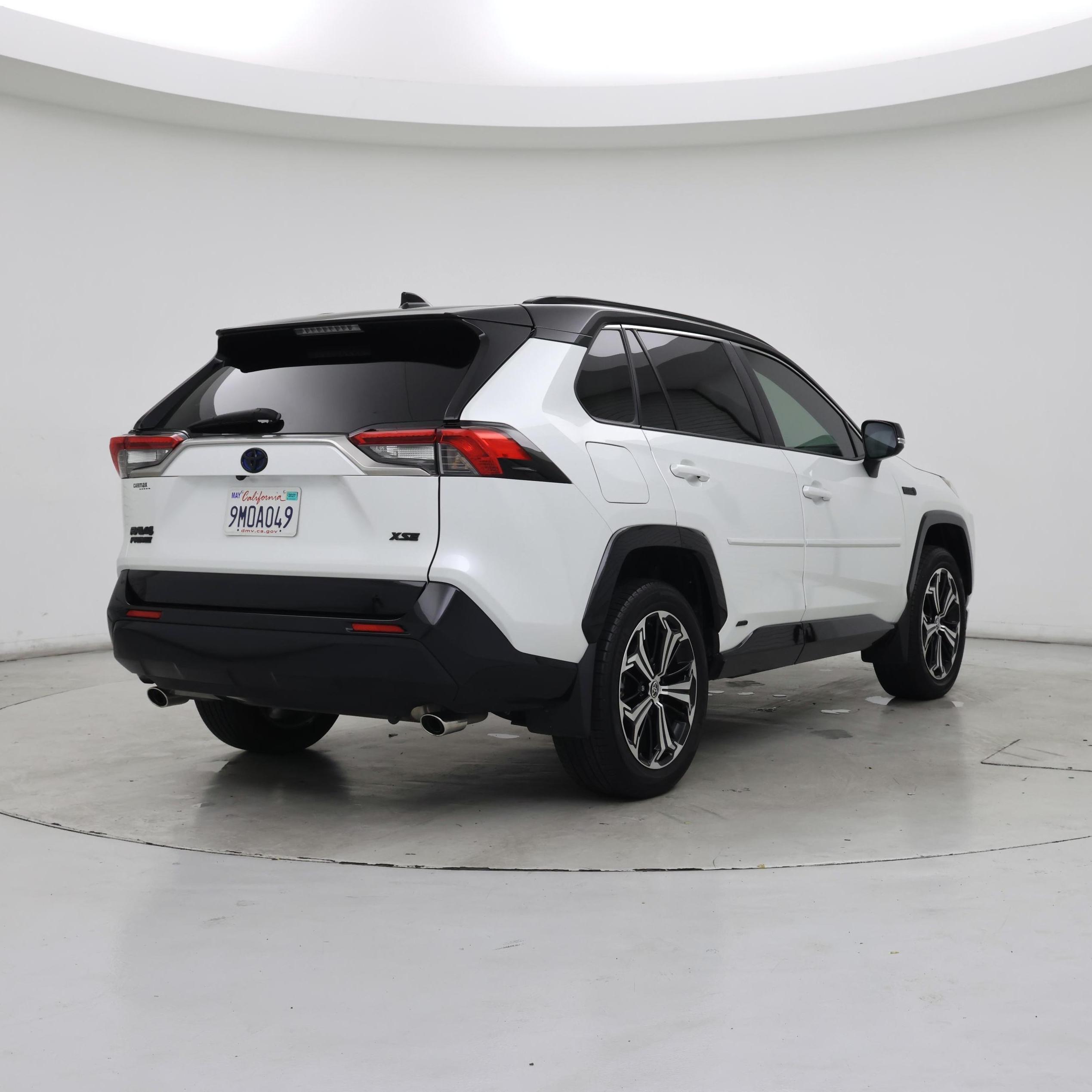 Thumbnail: 2024 Toyota RAV4 - 8