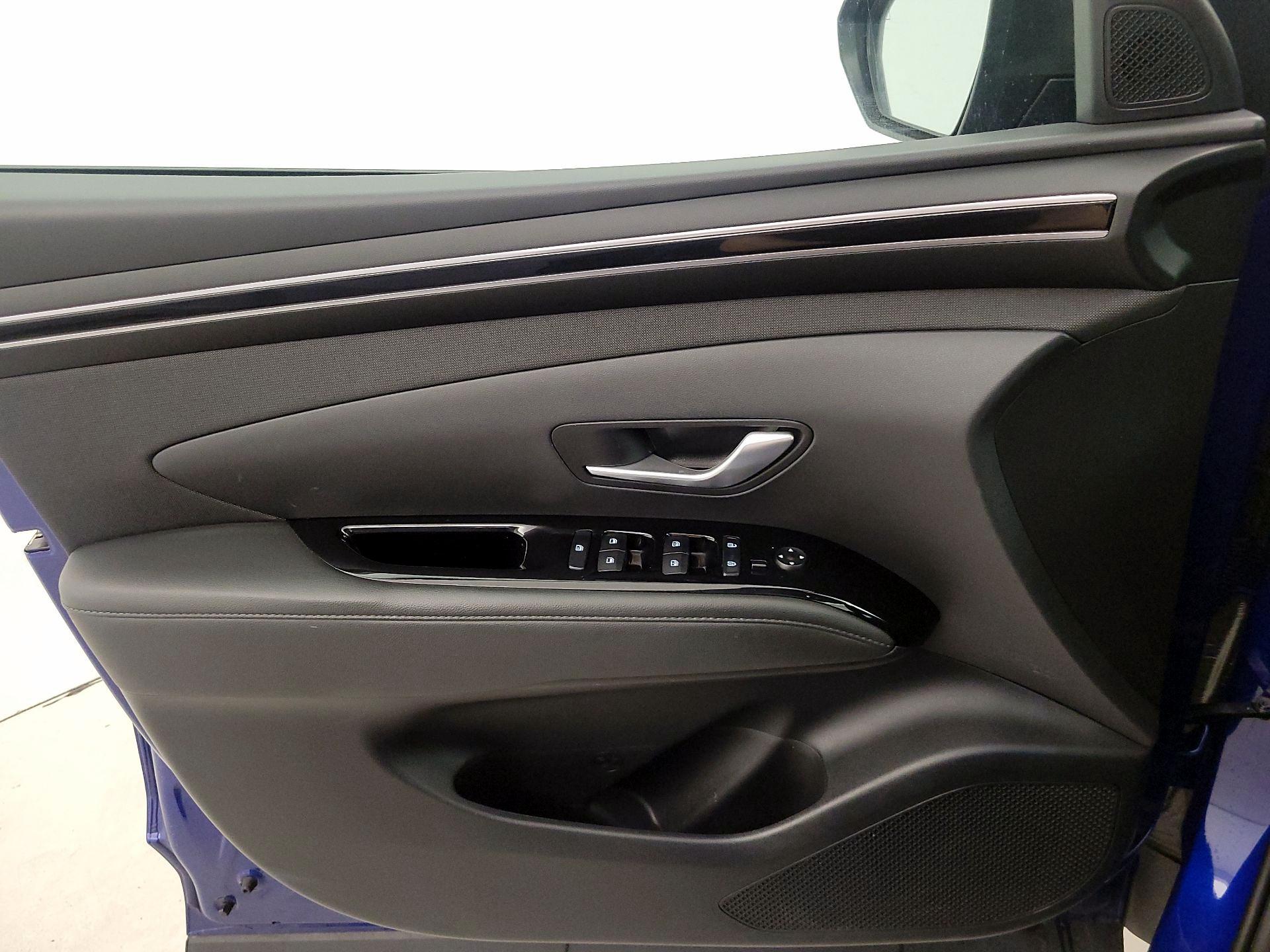 Thumbnail: 2022 Hyundai Tucson - 12