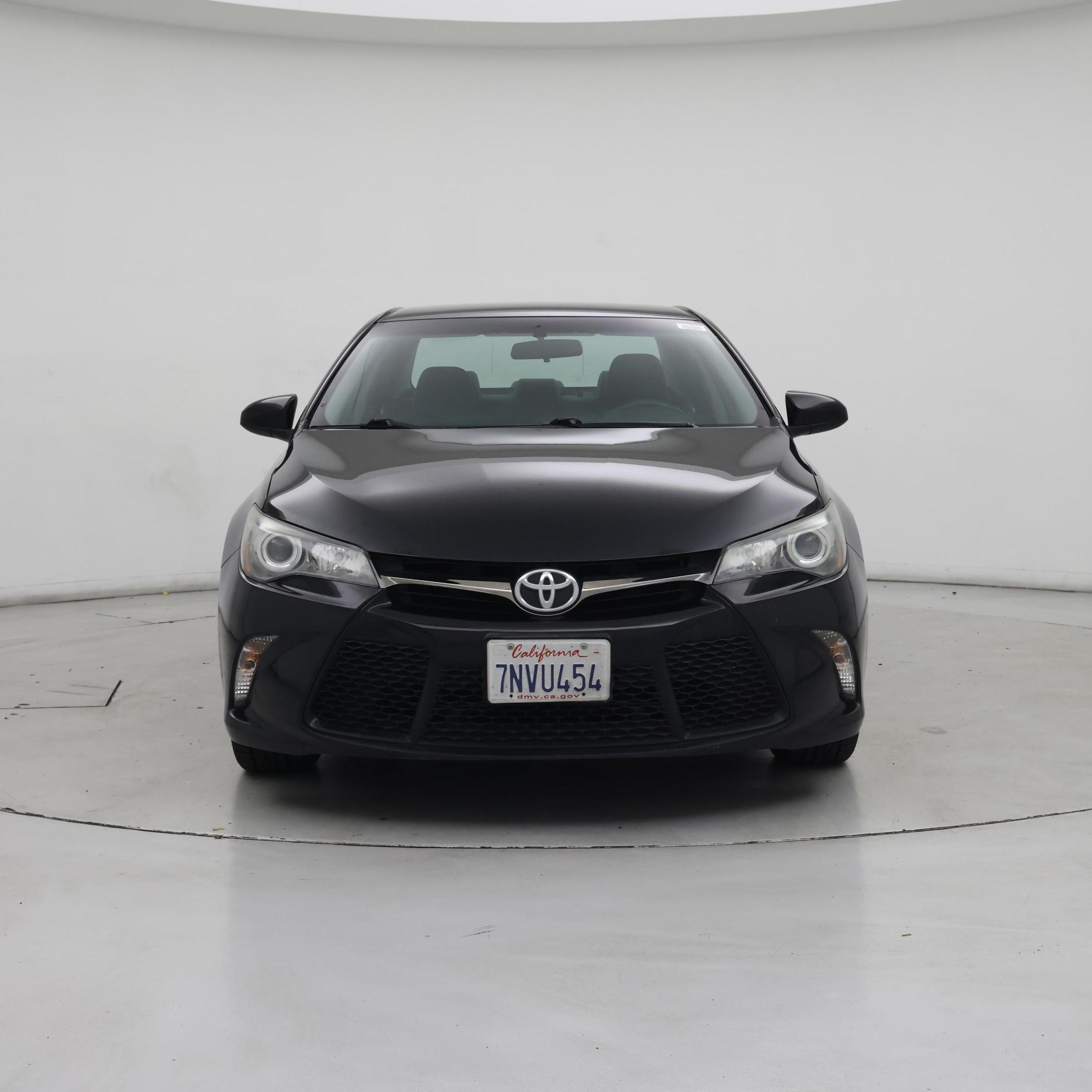 Thumbnail: 2016 Toyota Camry - 5