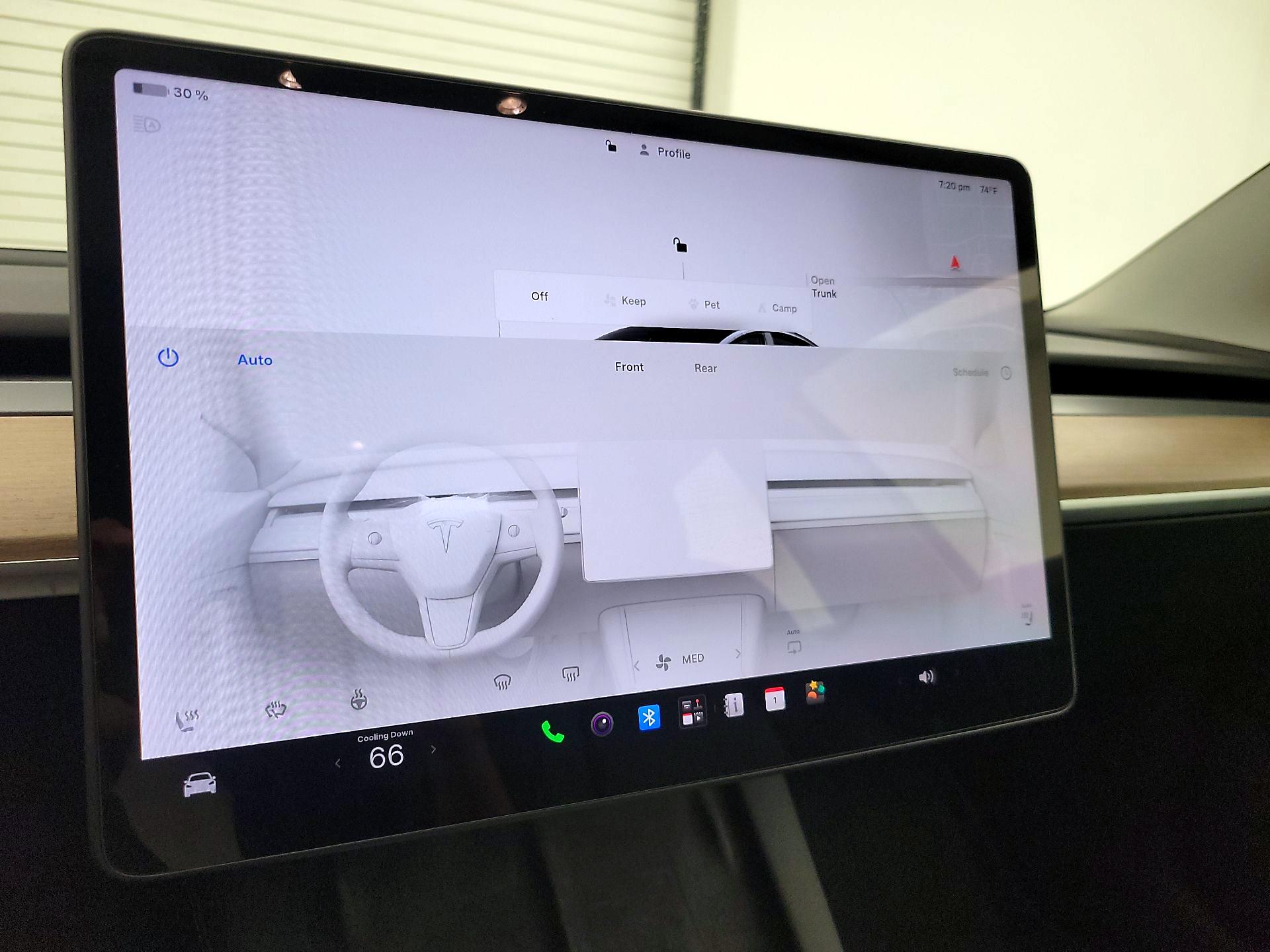 Thumbnail: 2023 Tesla Model 3 - 16