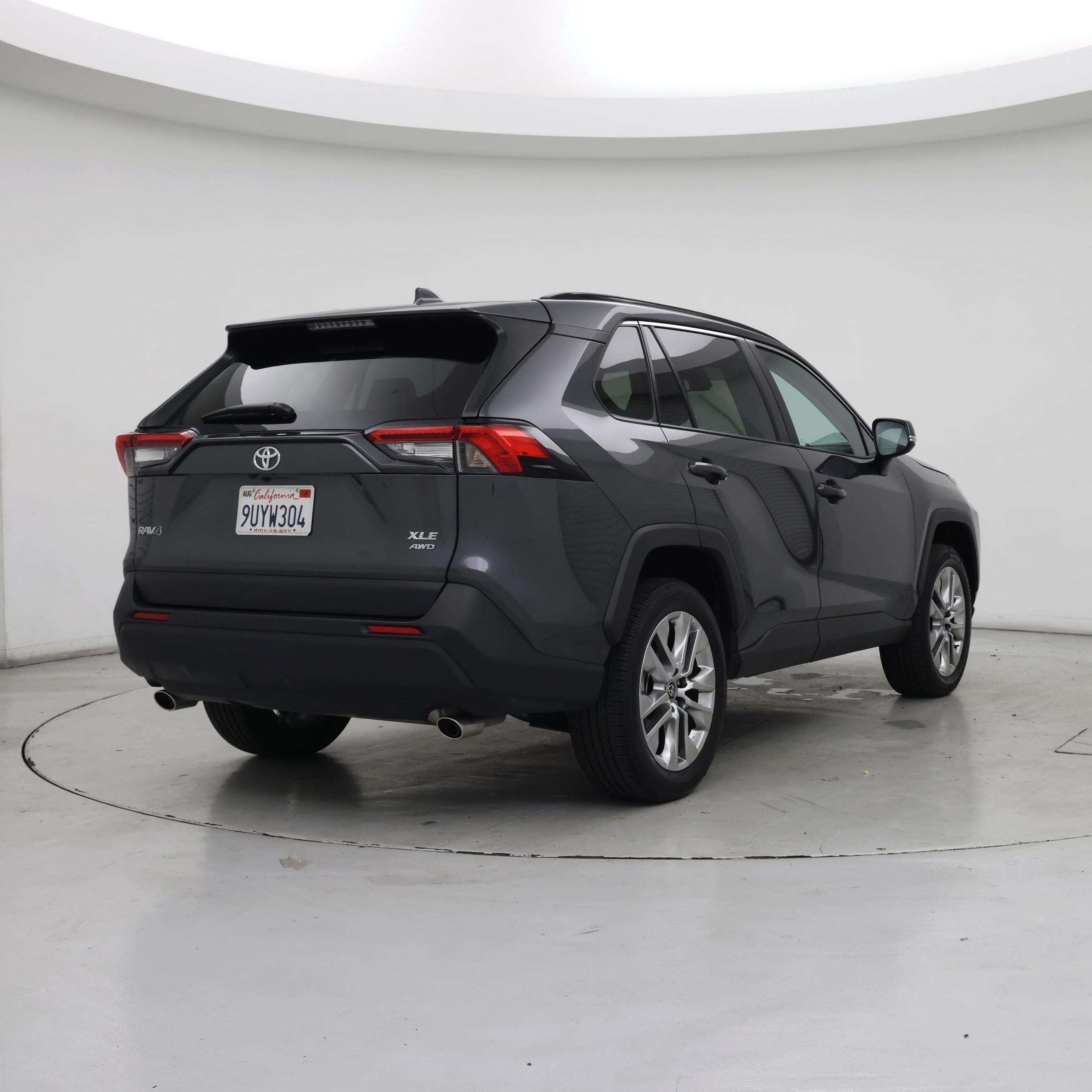 Thumbnail: 2025 Toyota RAV4 - 8