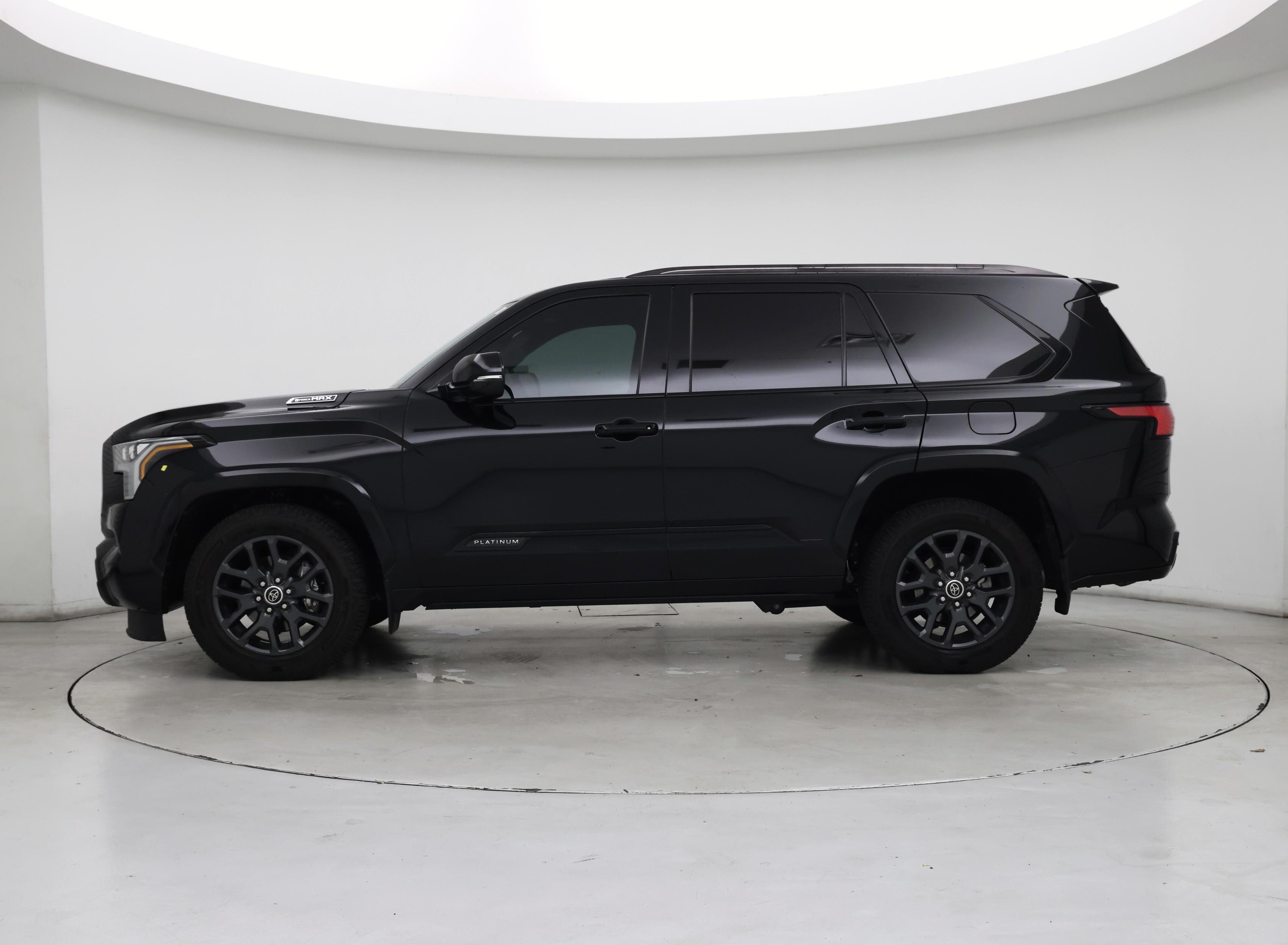 Thumbnail: 2023 Toyota Sequoia - 3