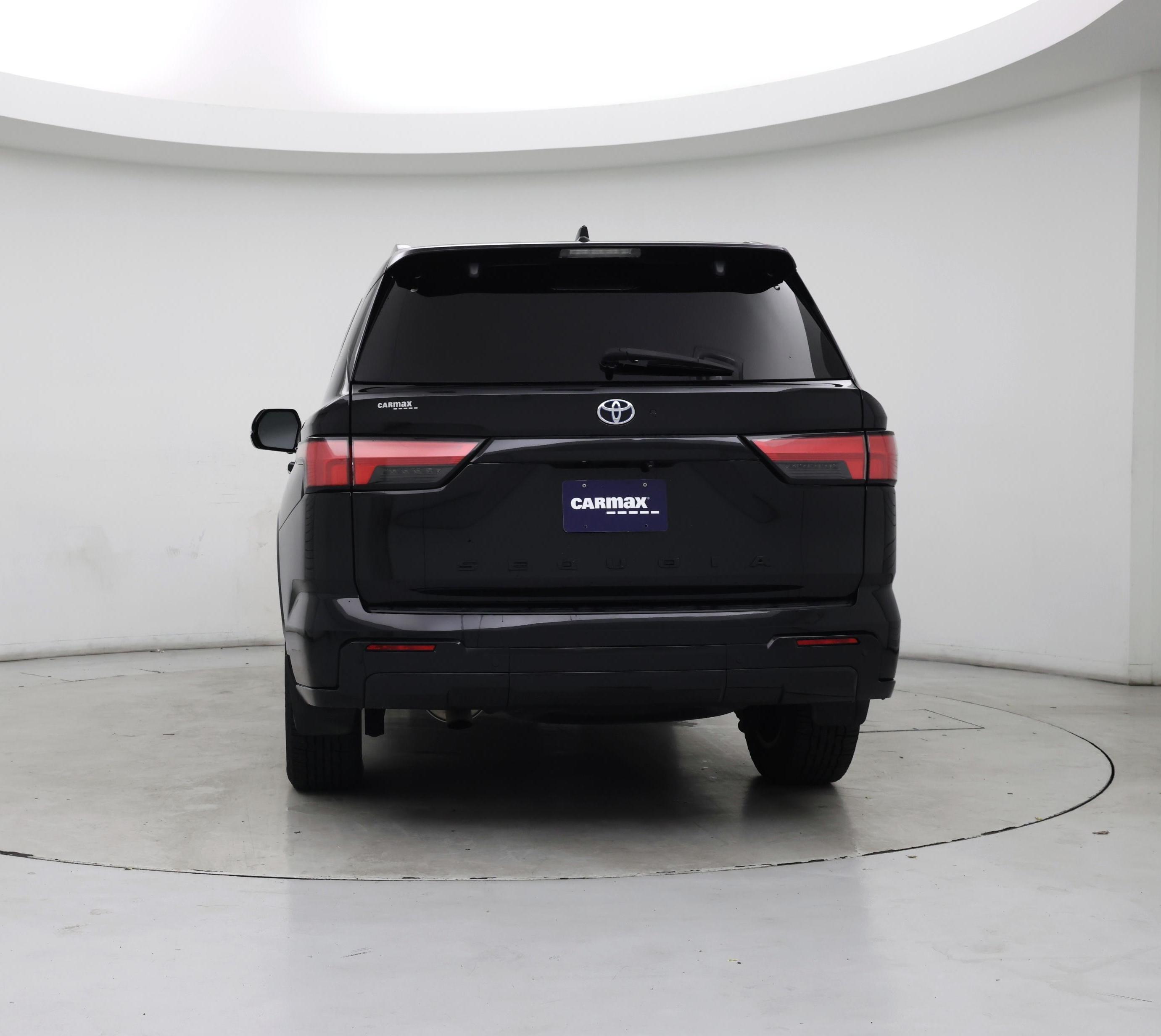 Thumbnail: 2023 Toyota Sequoia - 6