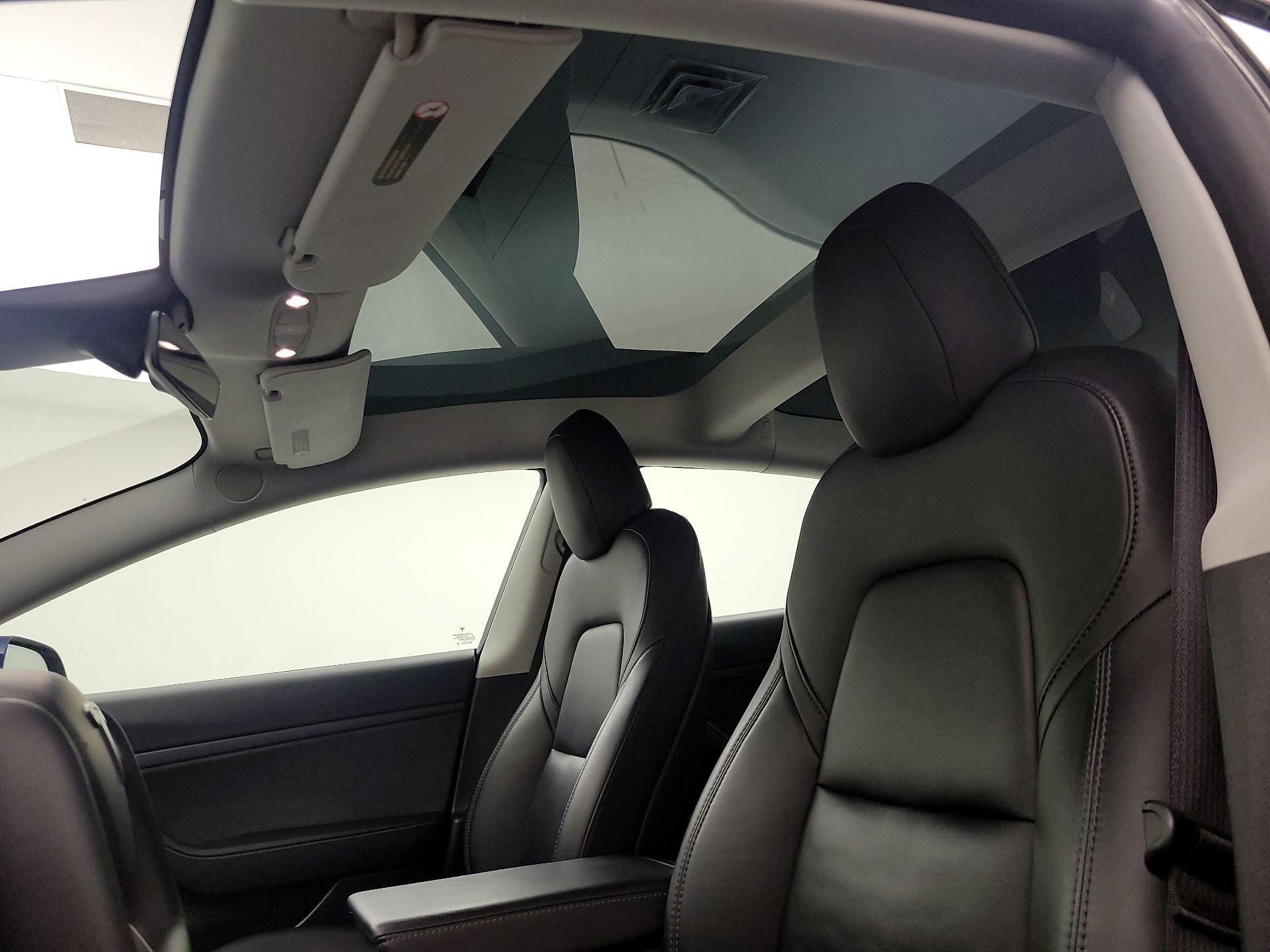 Thumbnail: 2021 Tesla Model 3 - 18