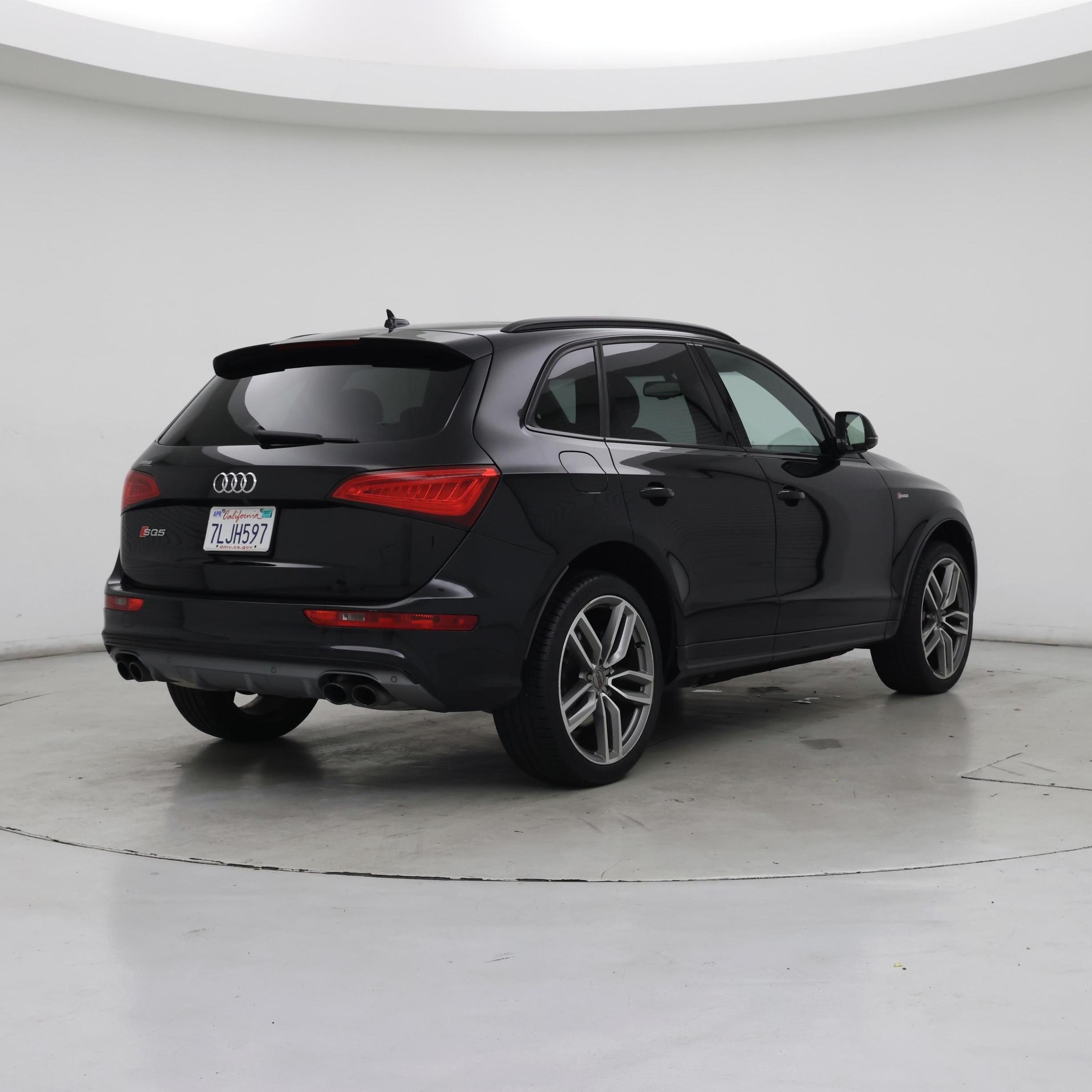 Thumbnail: 2015 Audi SQ5 - 8