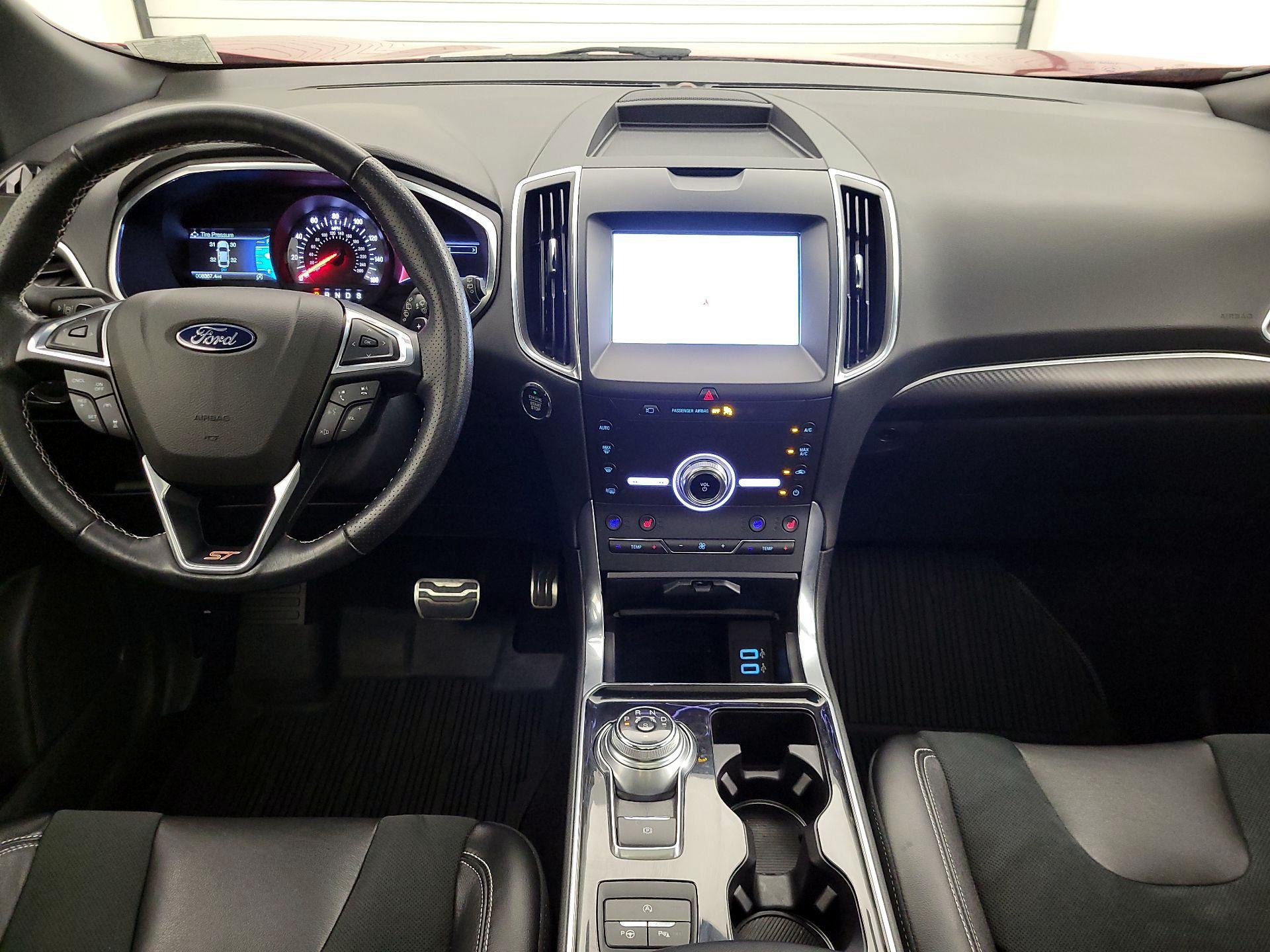 Thumbnail: 2020 Ford Edge - 9