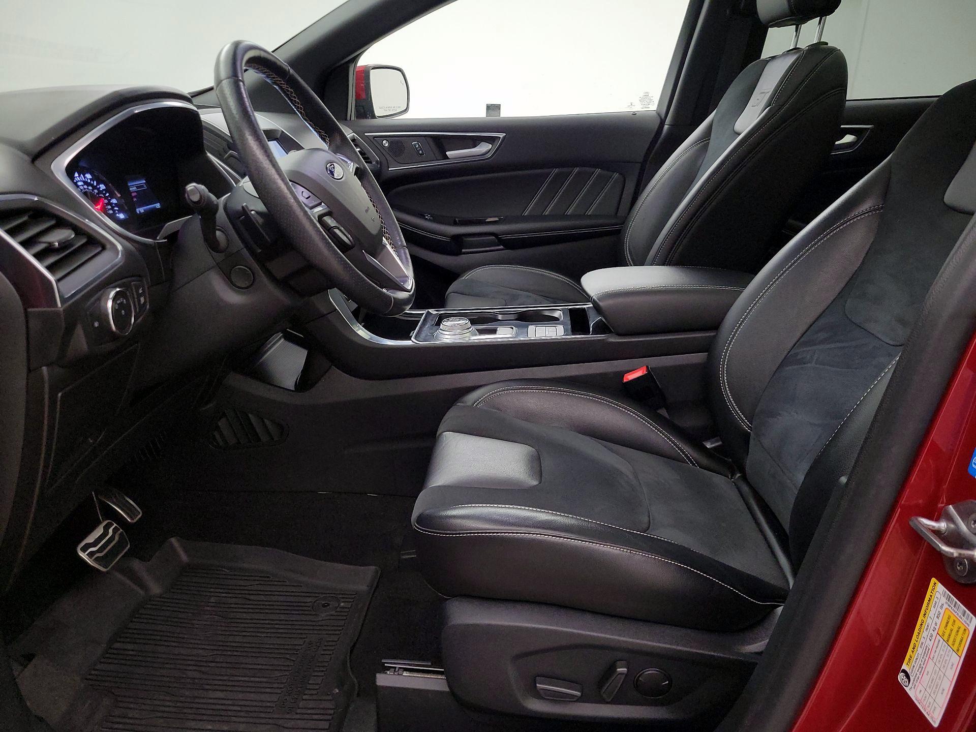 Thumbnail: 2020 Ford Edge - 11