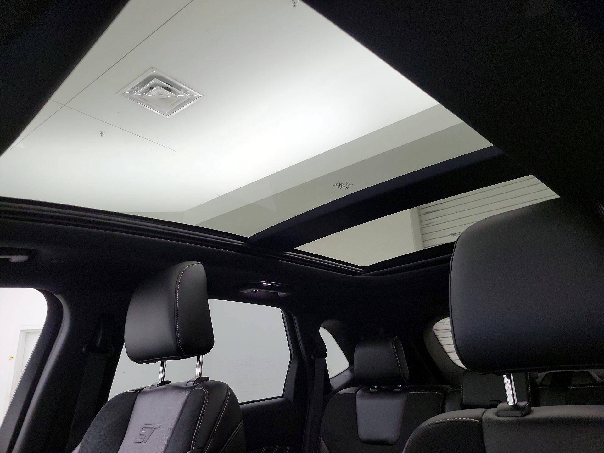 Thumbnail: 2020 Ford Edge - 20