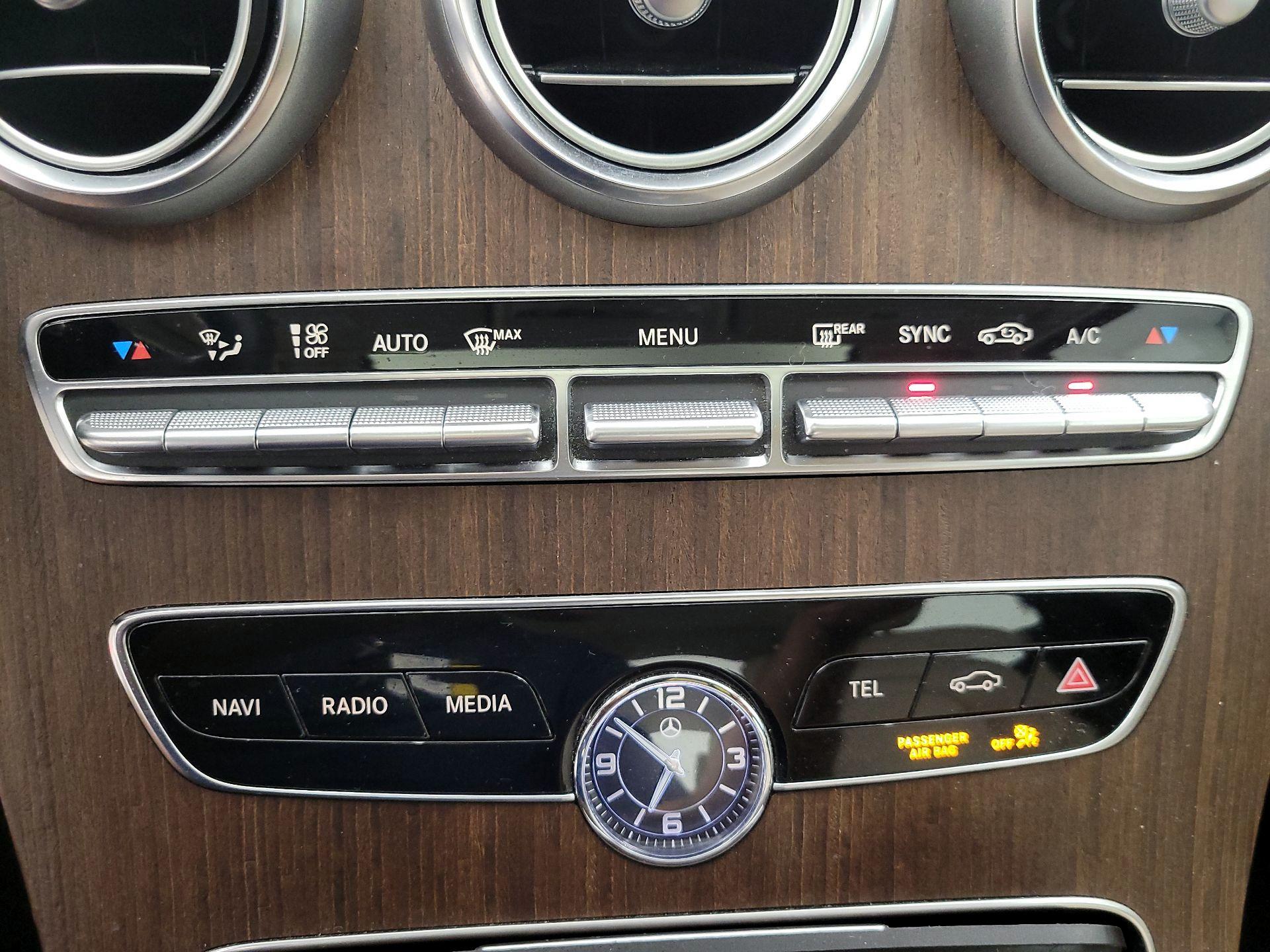 Thumbnail: 2019 Mercedes-Benz C-Class - 16