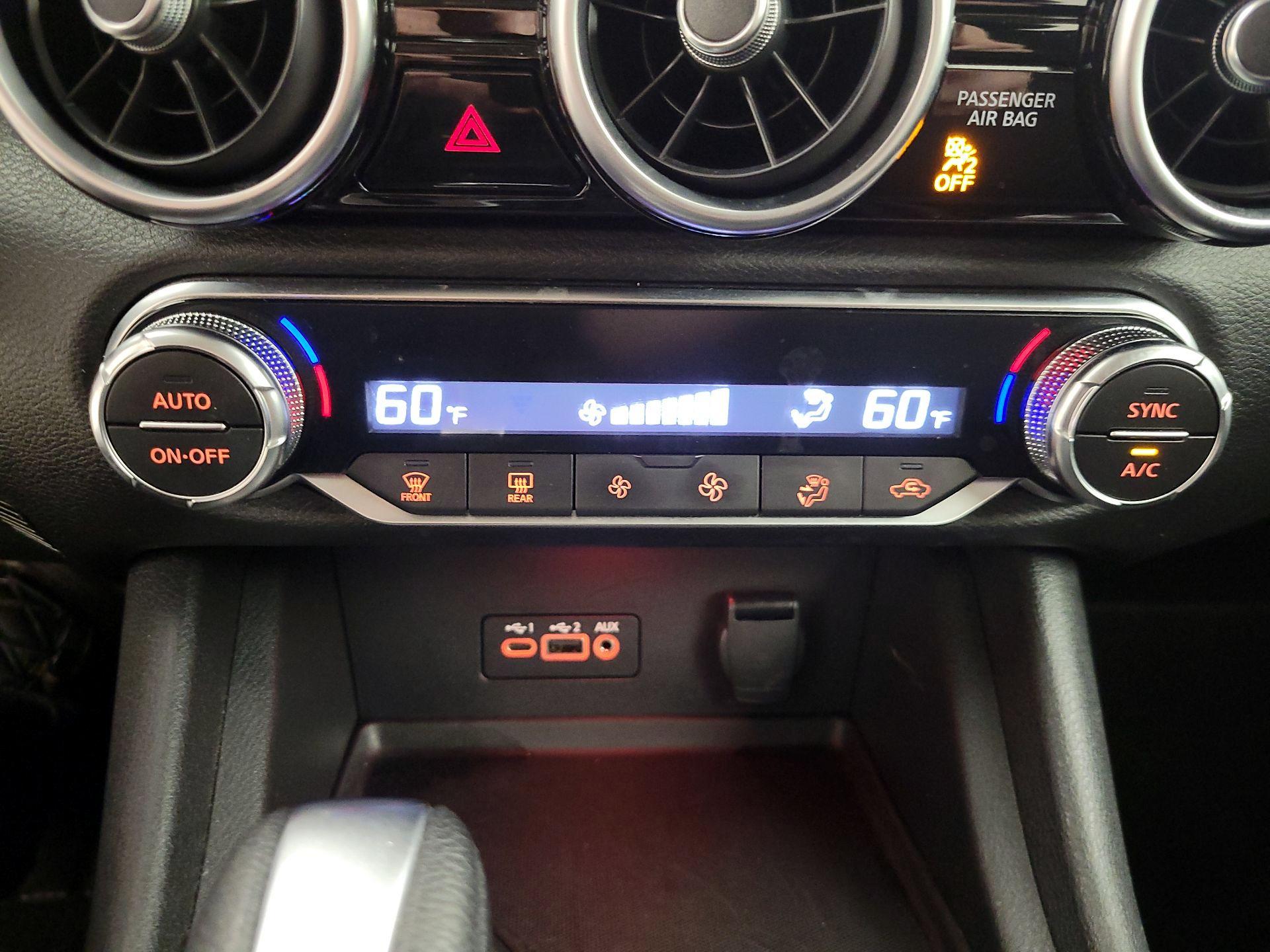 Thumbnail: 2020 Nissan Sentra - 16
