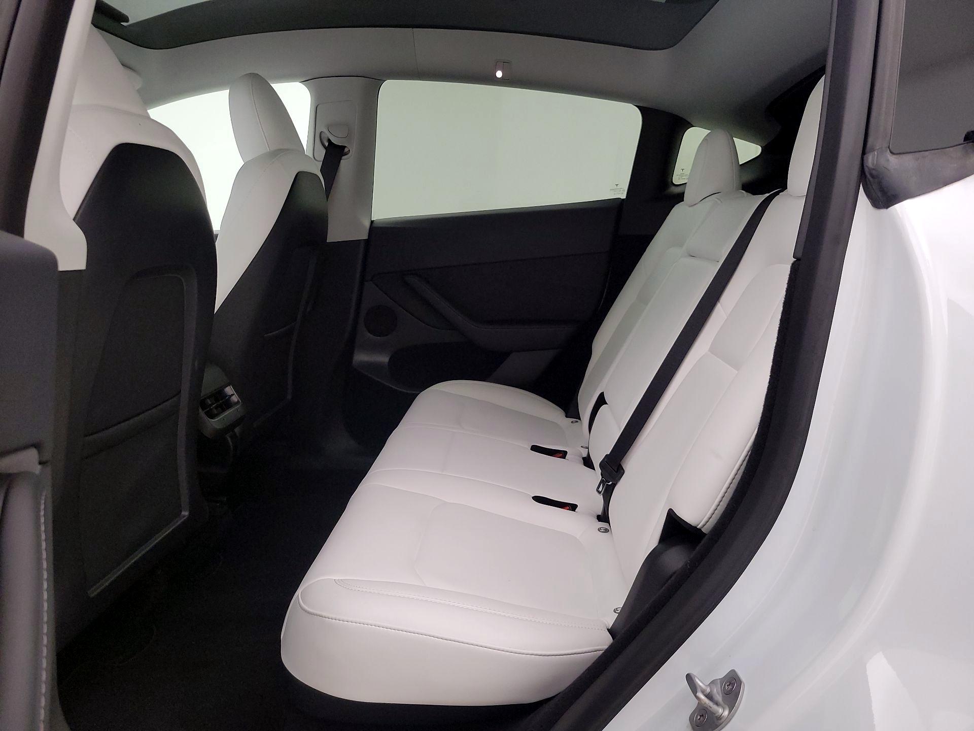 Thumbnail: 2023 Tesla Model Y - 18