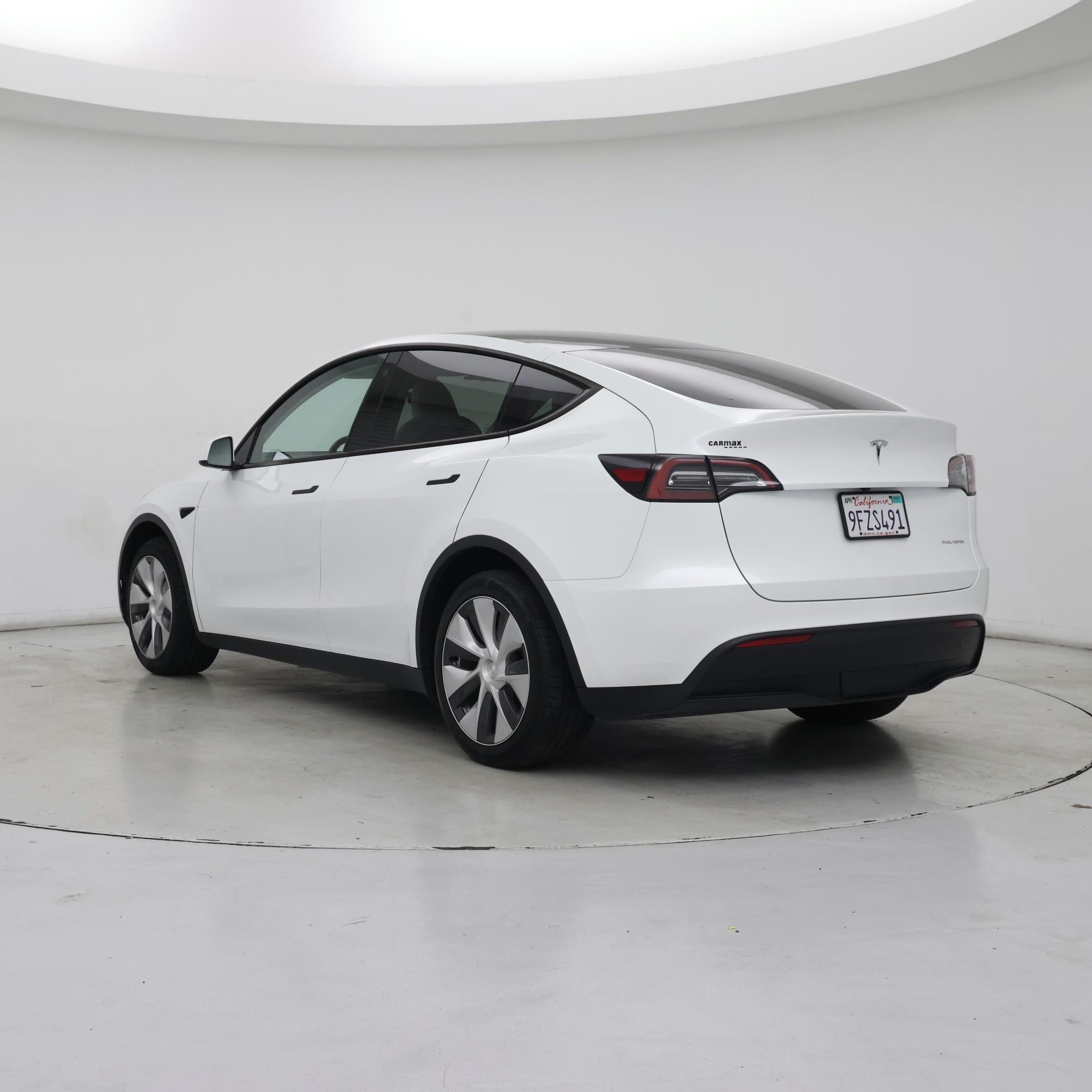 Thumbnail: 2023 Tesla Model Y - 2