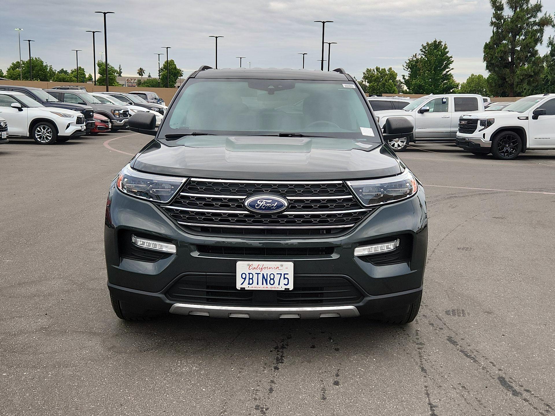 Thumbnail: 2022 Ford Explorer - 2