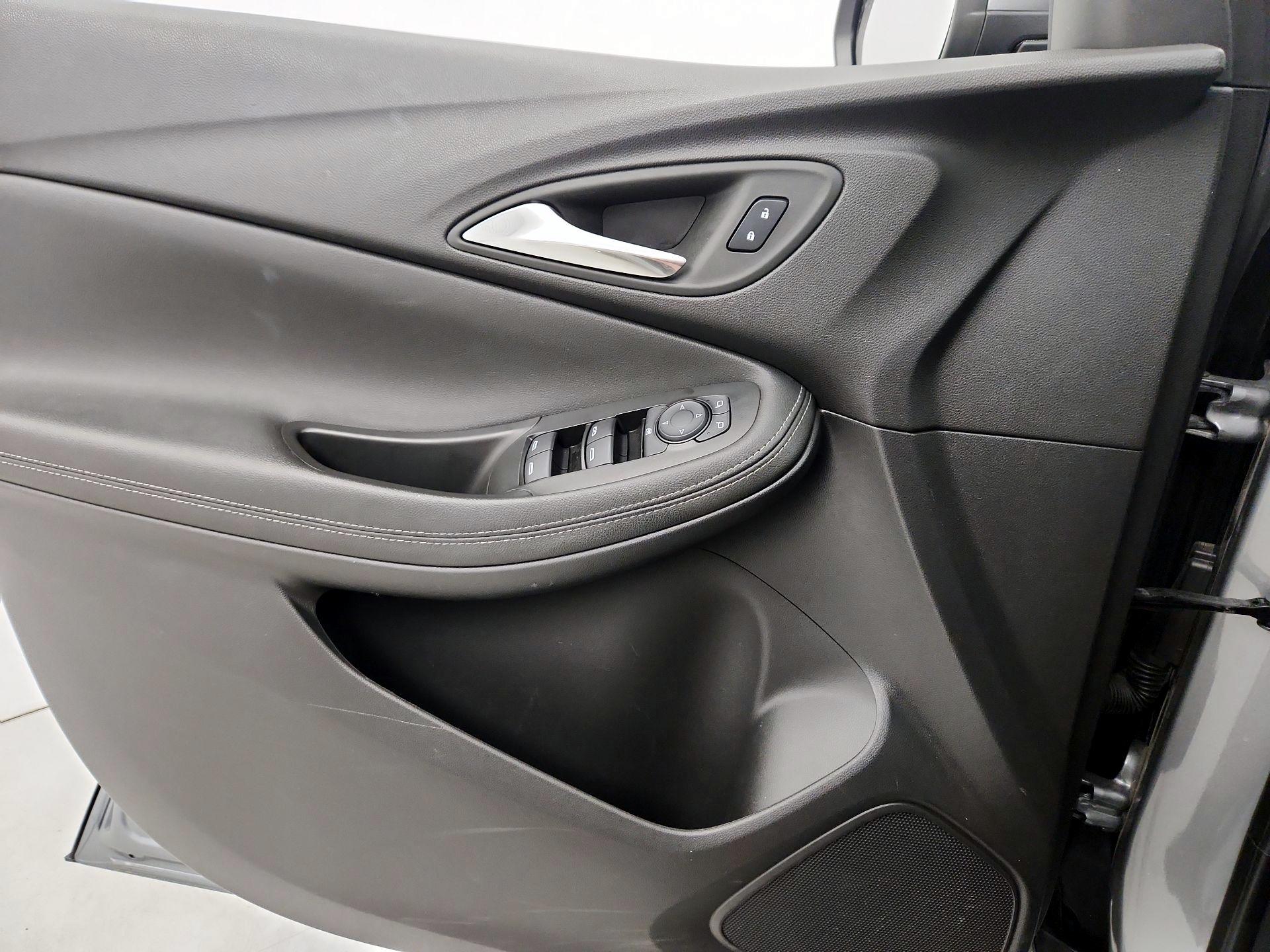 Thumbnail: 2025 Buick Encore GX - 12