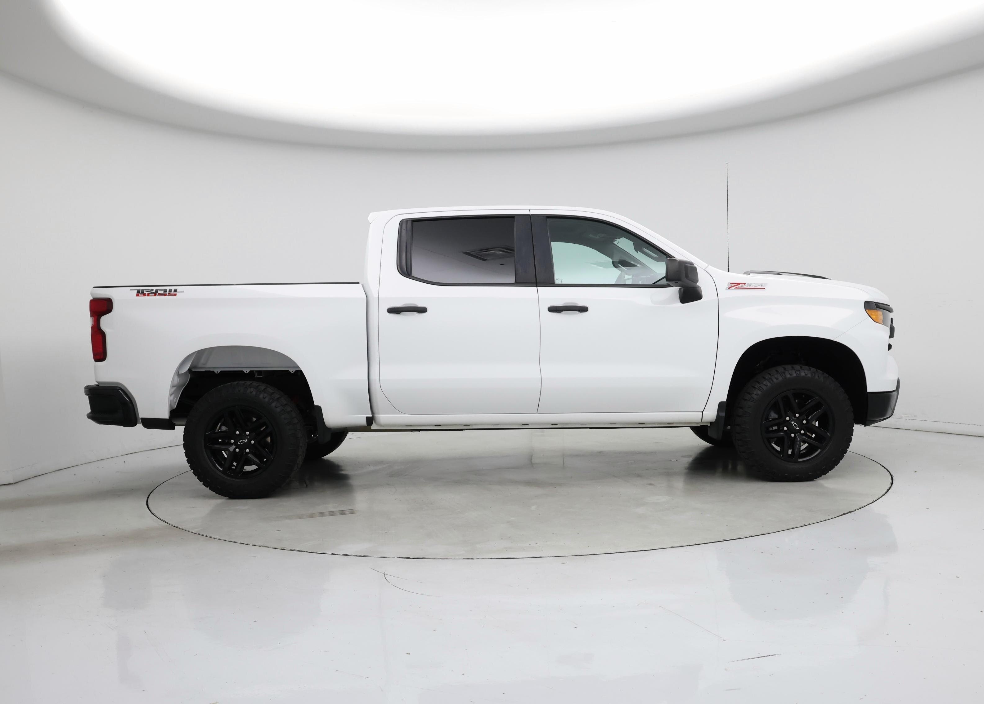 Thumbnail: 2023 Chevrolet Silverado 1500 - 7