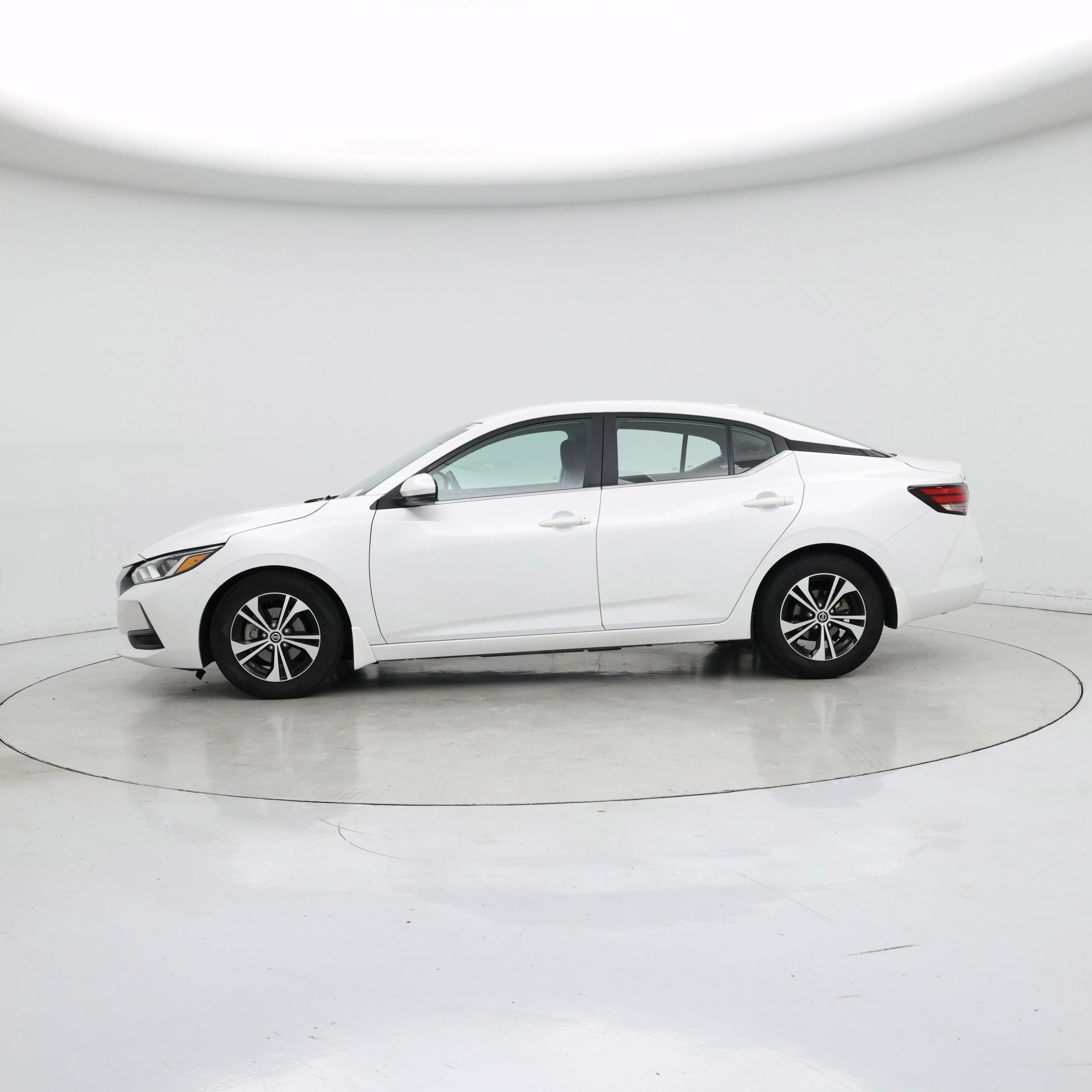 Thumbnail: 2020 Nissan Sentra - 3