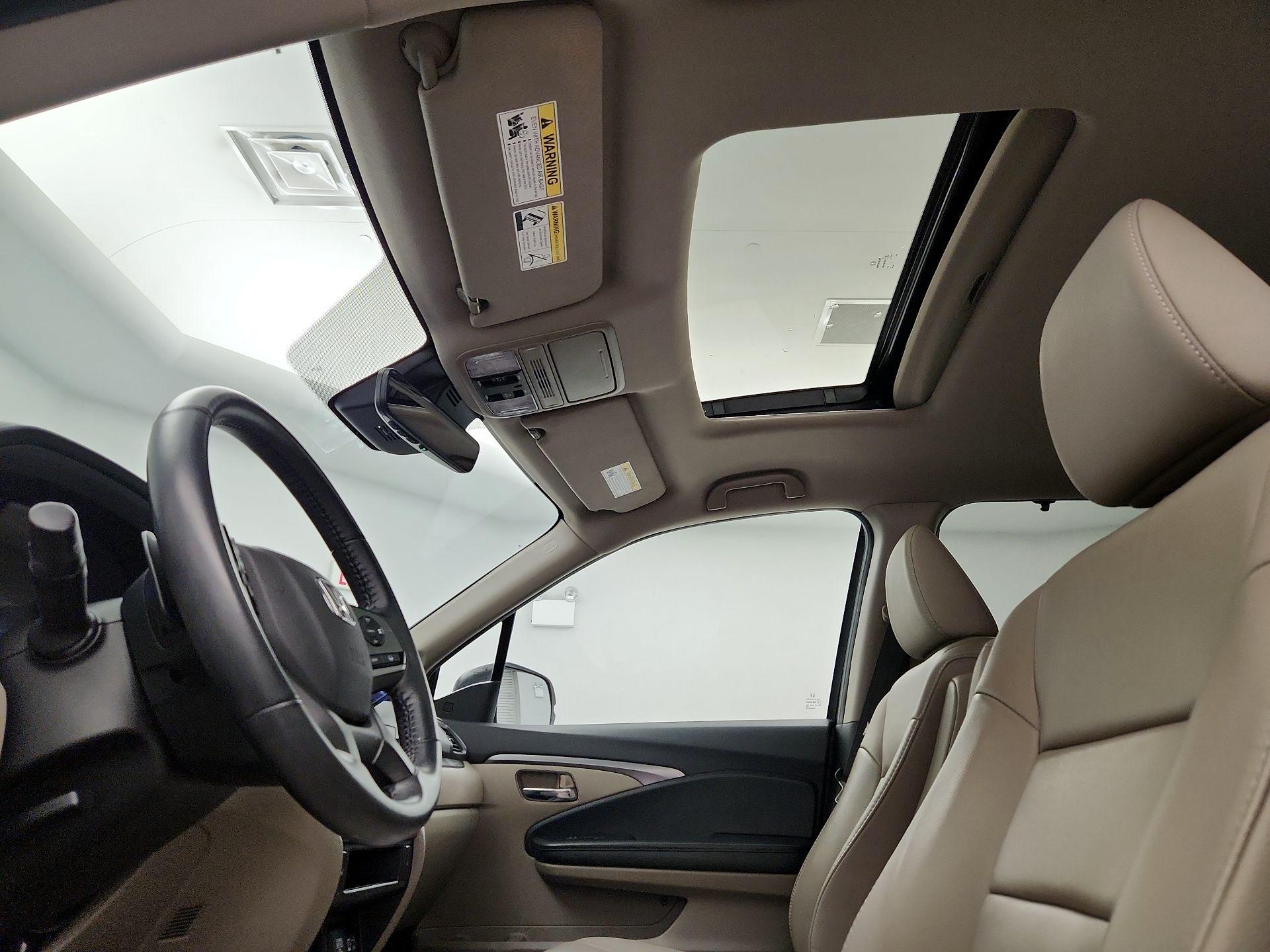 Thumbnail: 2022 Honda Pilot - 19