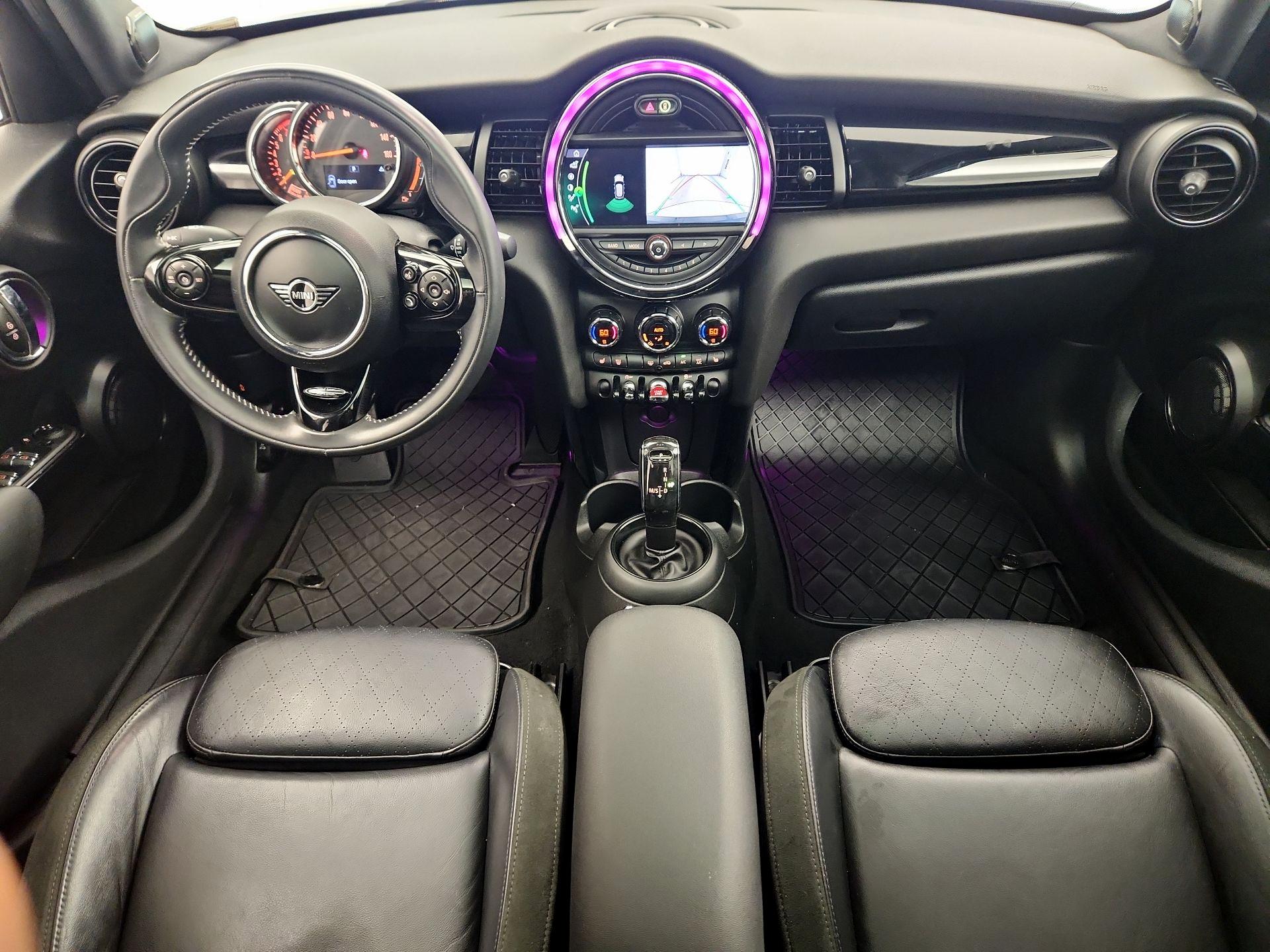 Thumbnail: 2020 MINI Cooper Hardtop - 9