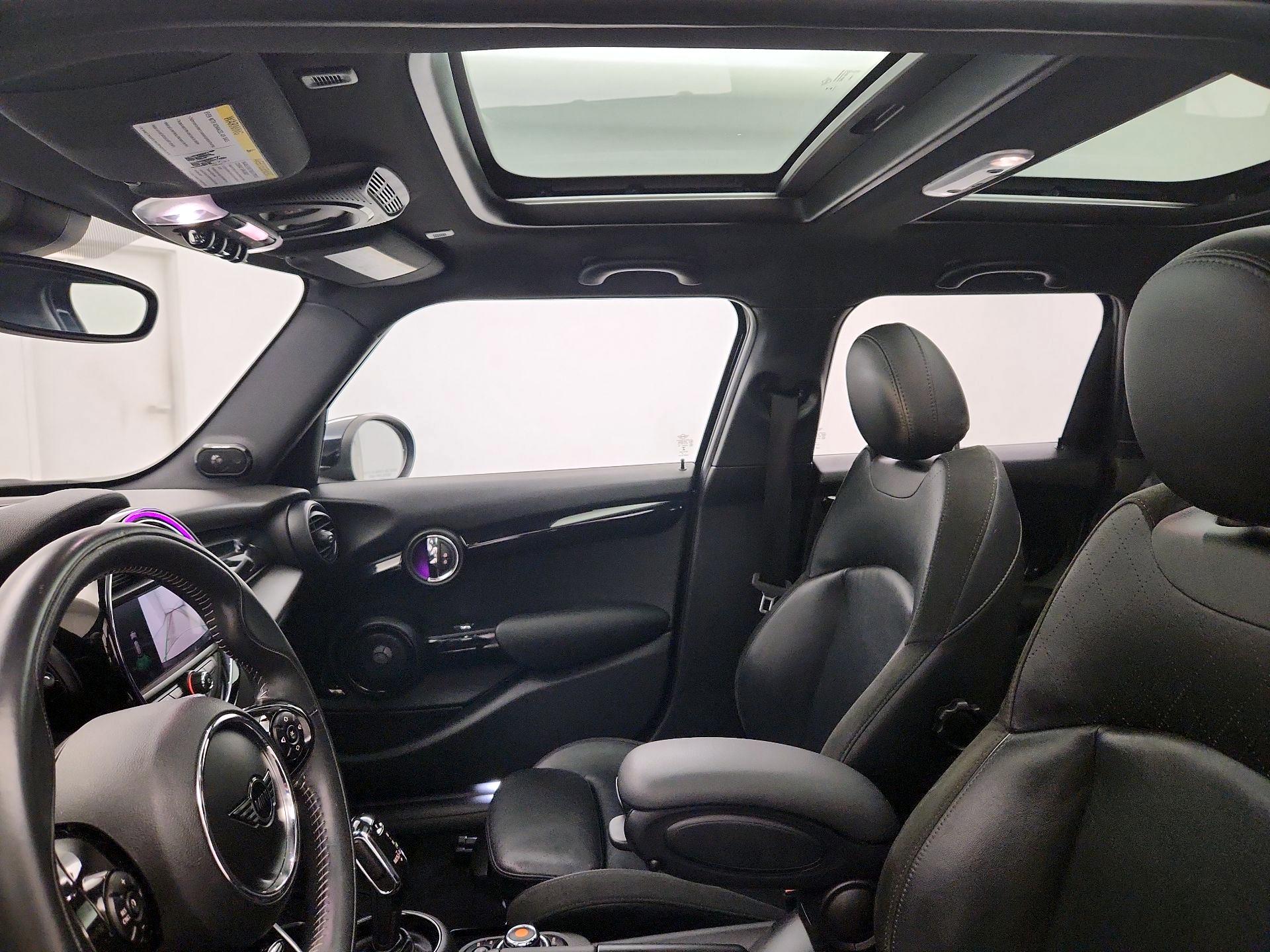 Thumbnail: 2020 MINI Cooper Hardtop - 19
