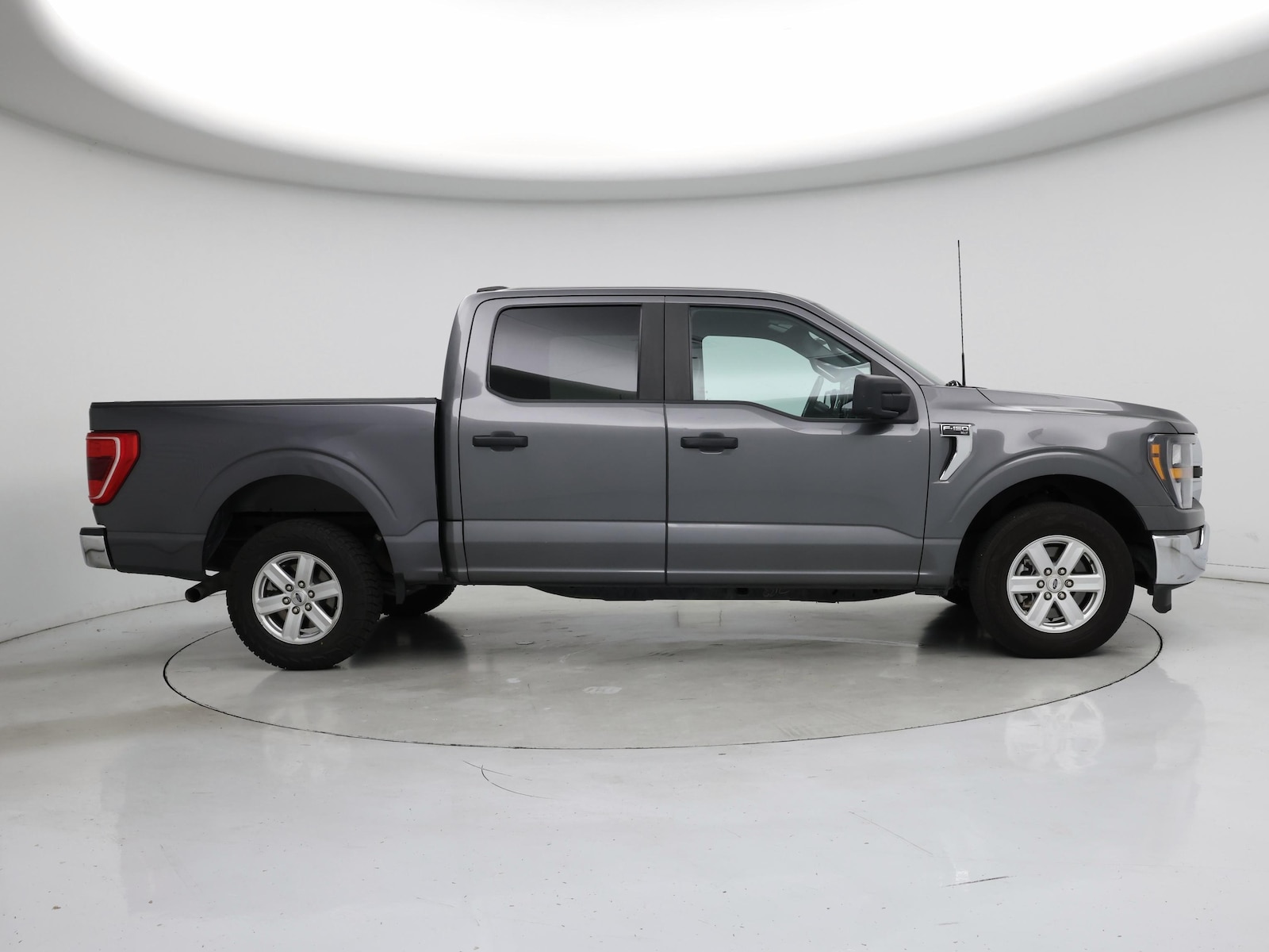 2023 Ford F-150 XLT - Photo 8