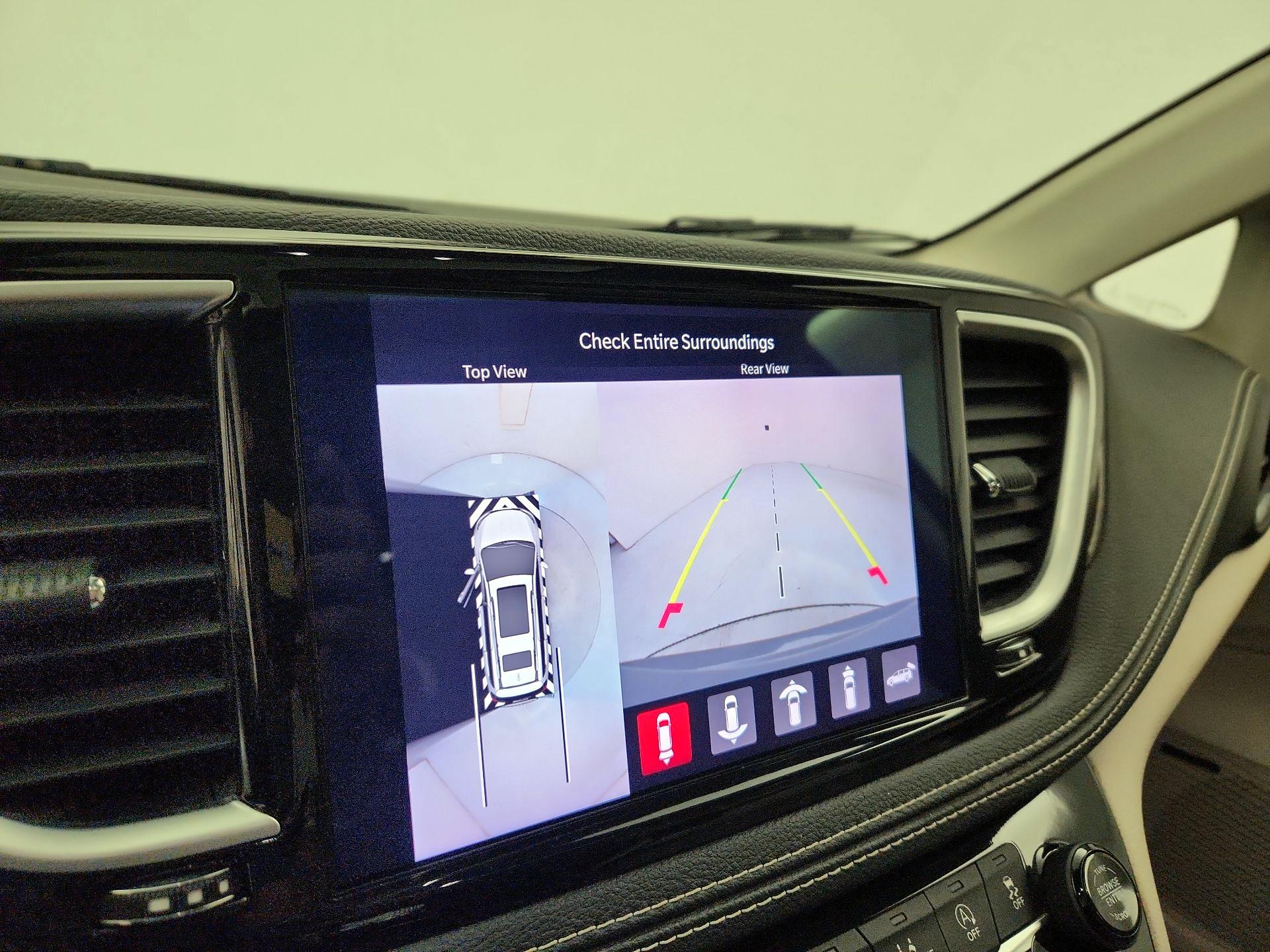 Thumbnail: 2021 Chrysler Pacifica - 14