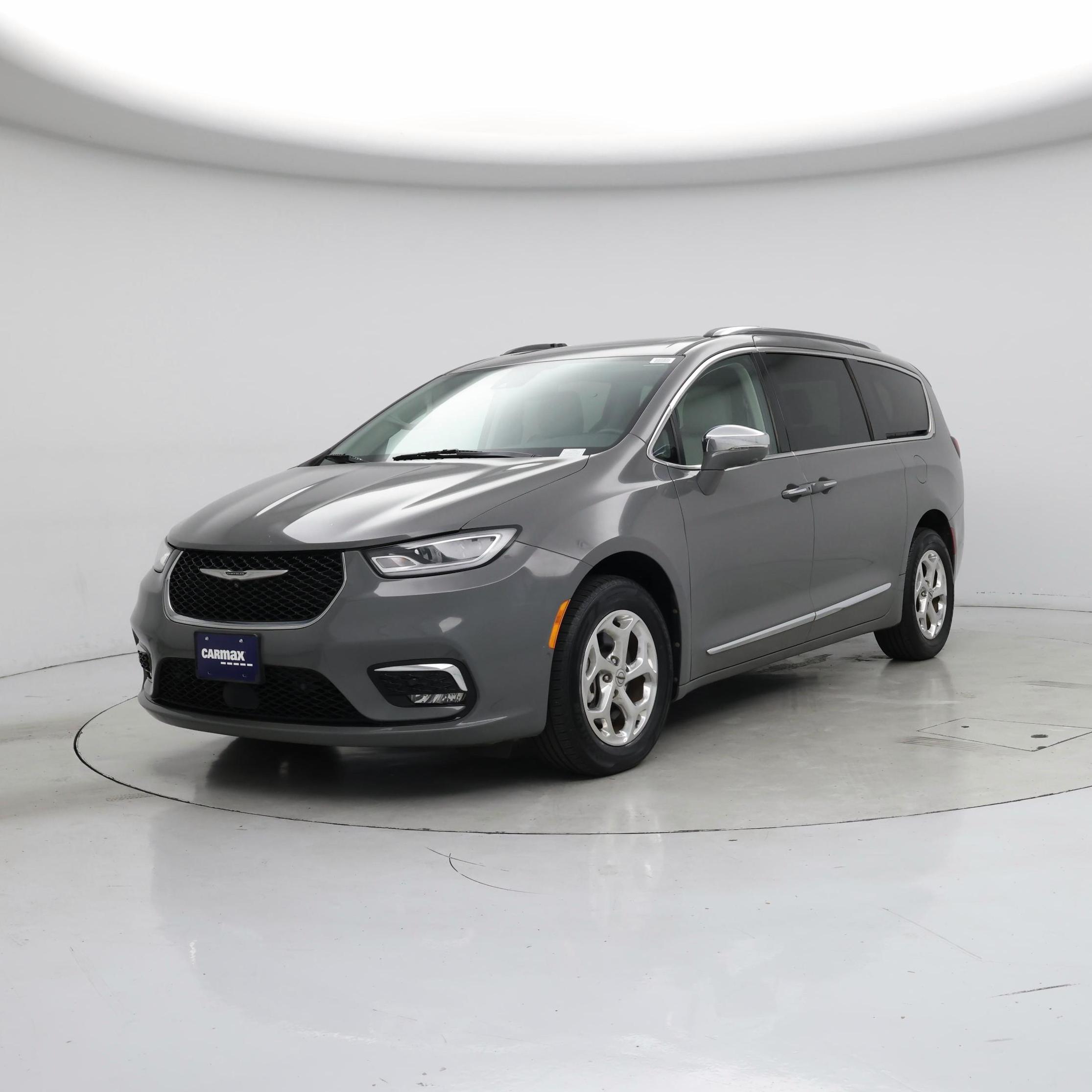 Thumbnail: 2021 Chrysler Pacifica - 4