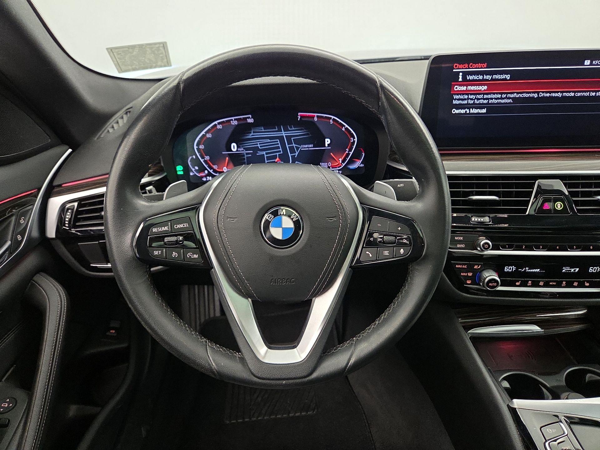 Thumbnail: 2023 BMW 5 Series - 10