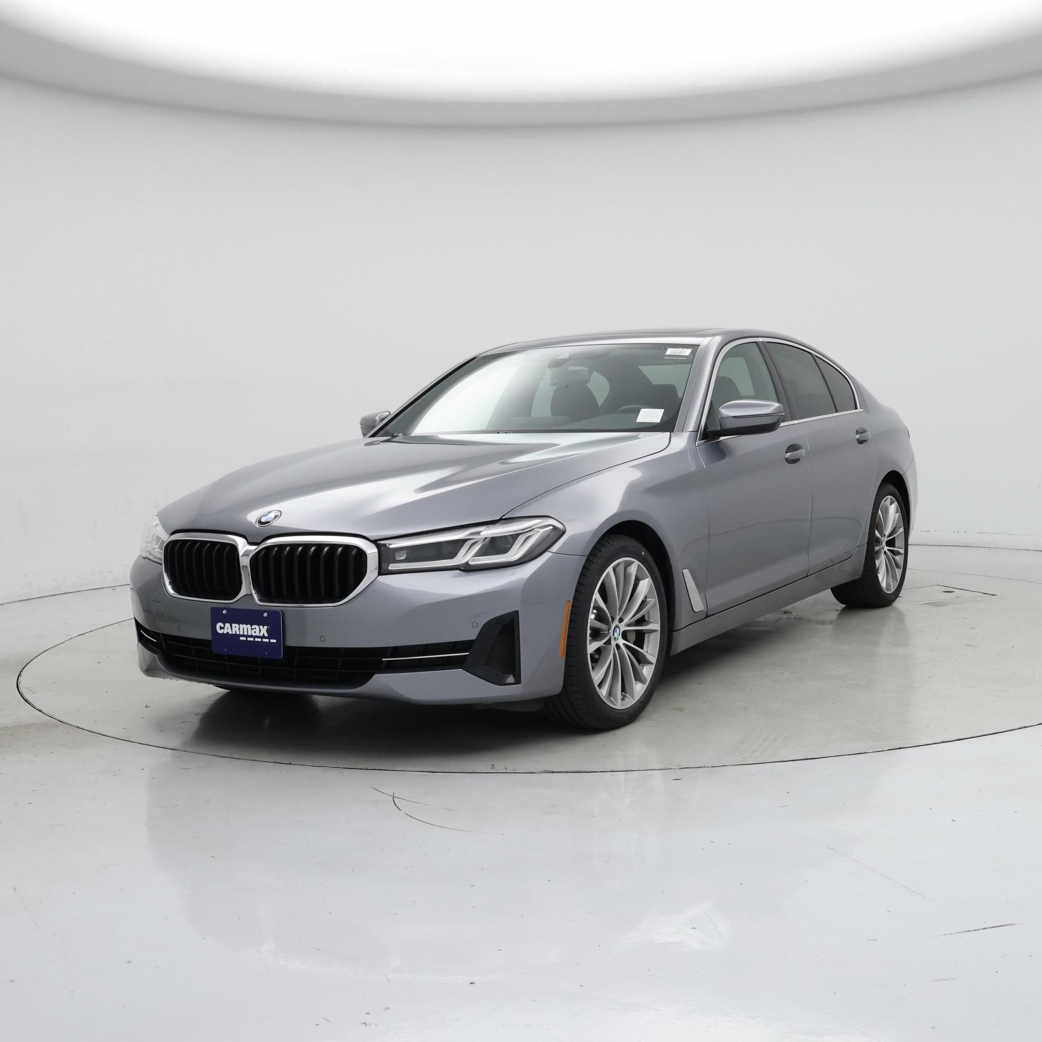 Thumbnail: 2023 BMW 5 Series - 4