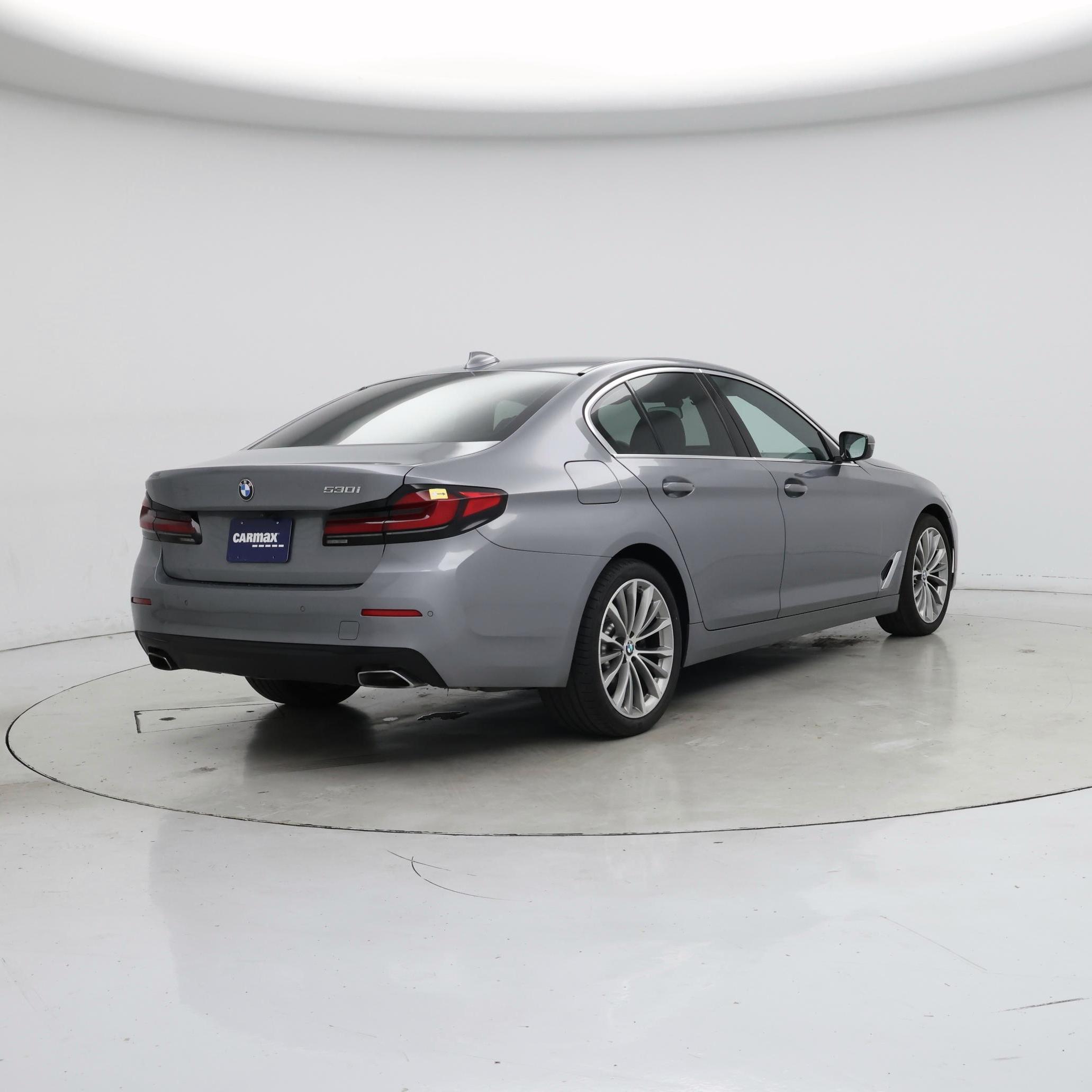 Thumbnail: 2023 BMW 5 Series - 8