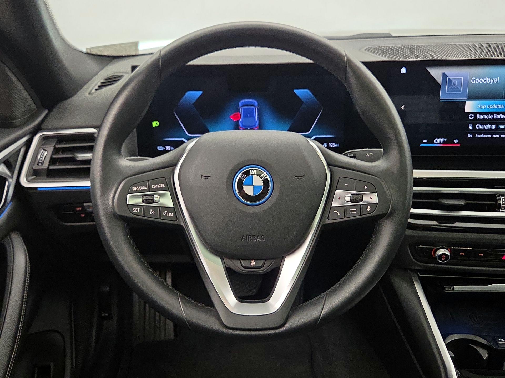 Thumbnail: 2023 BMW i4 - 10
