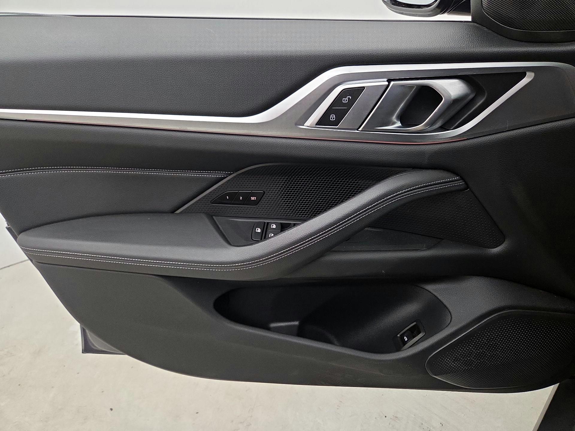 Thumbnail: 2023 BMW i4 - 12