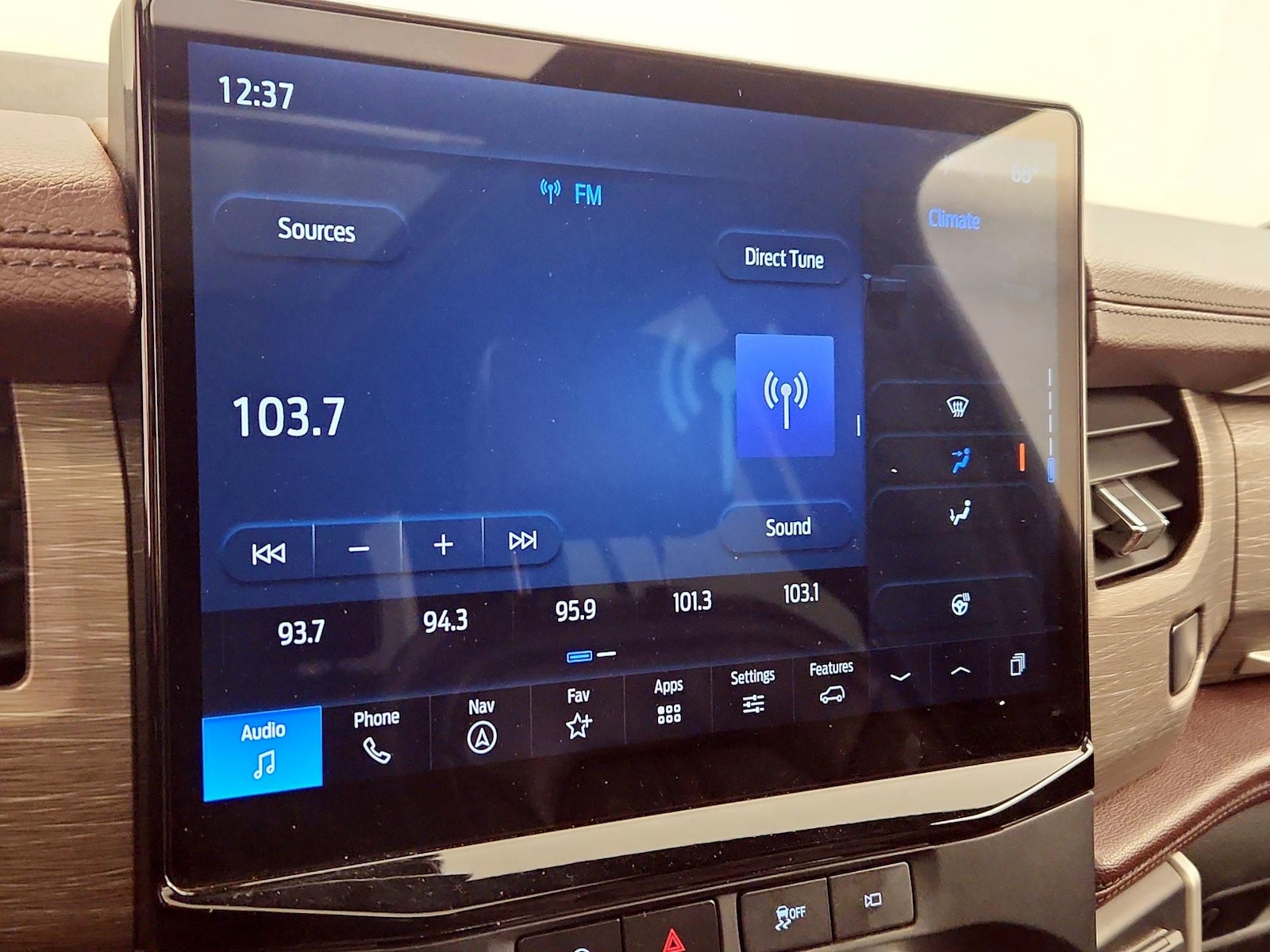 2024 Ford Expedition Limited - Photo 17