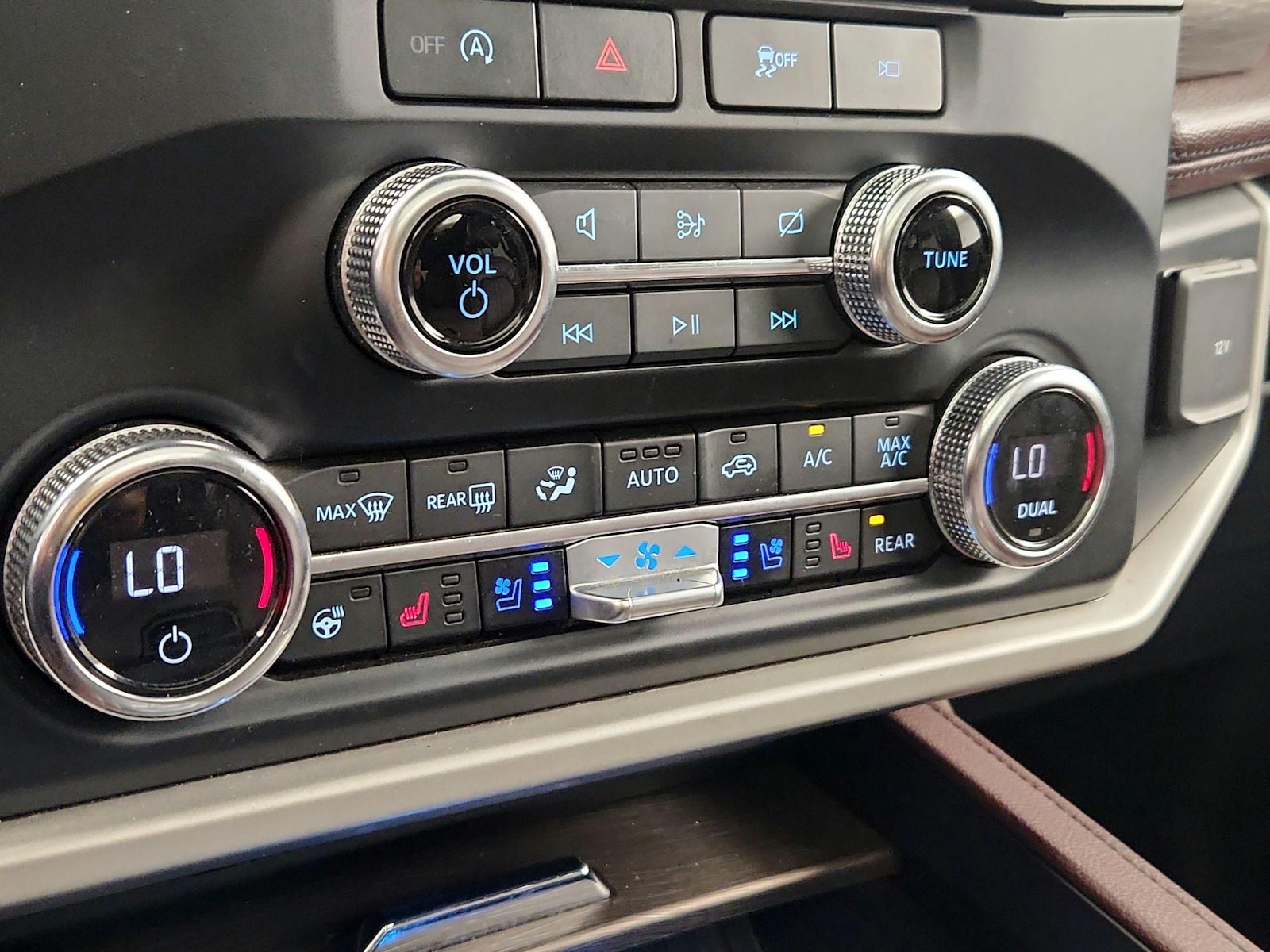 2024 Ford Expedition Limited - Photo 18