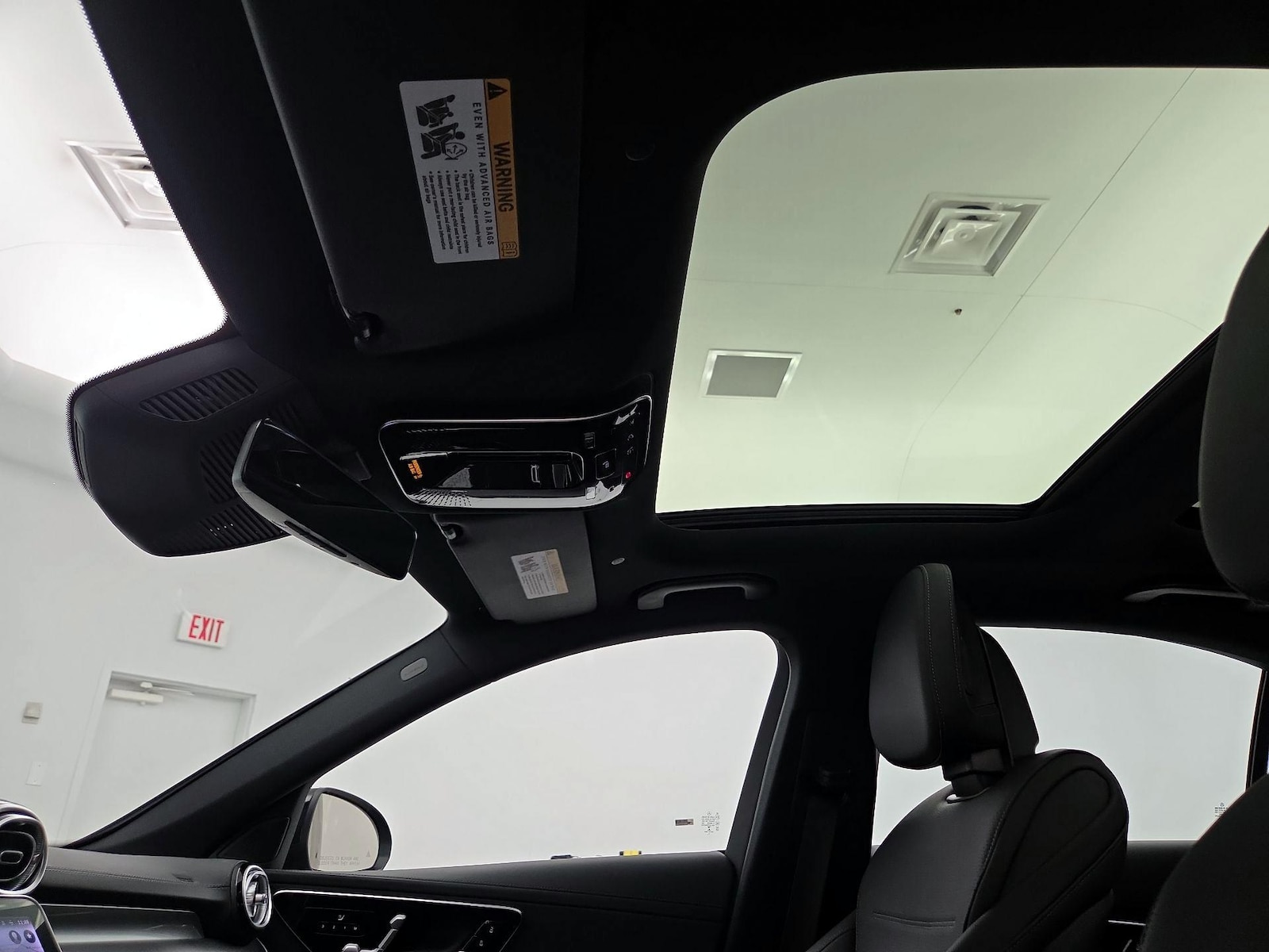 2022 Mercedes-Benz C-Class Sedan C 300 - Photo 21