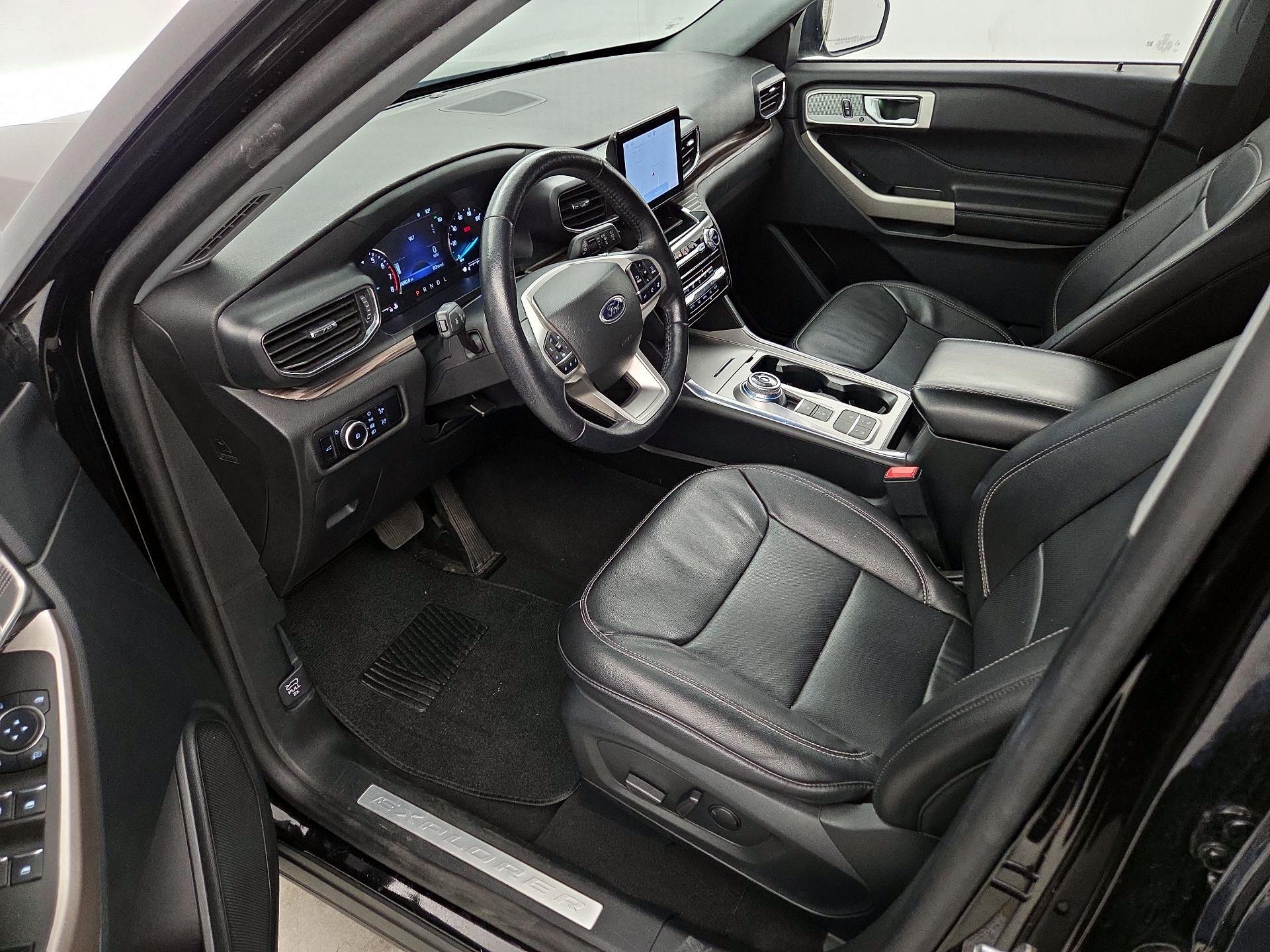 Thumbnail: 2023 Ford Explorer - 11