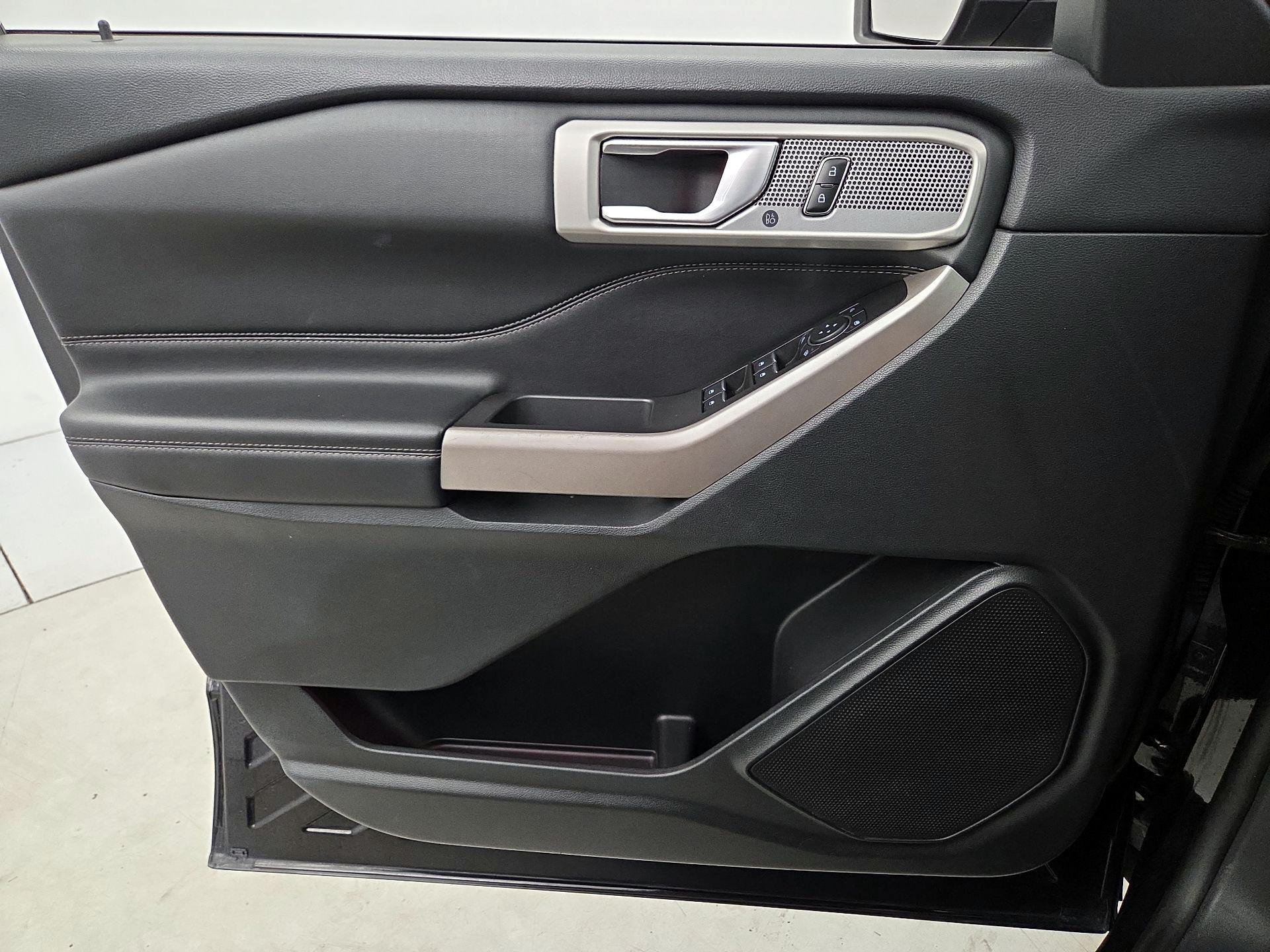 Thumbnail: 2023 Ford Explorer - 12
