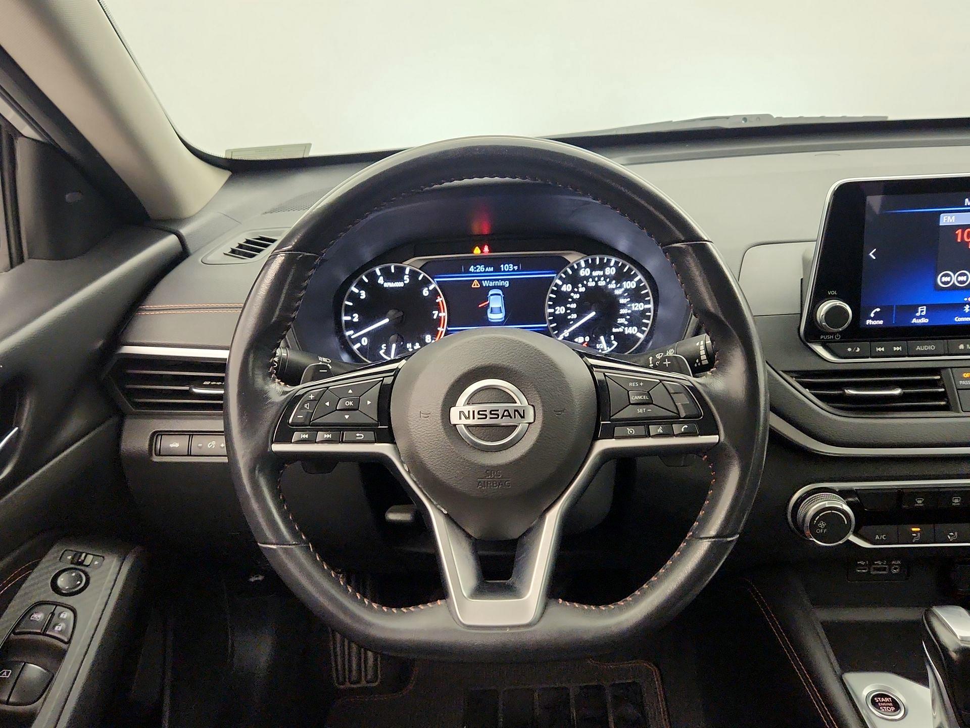 Thumbnail: 2021 Nissan Altima - 10